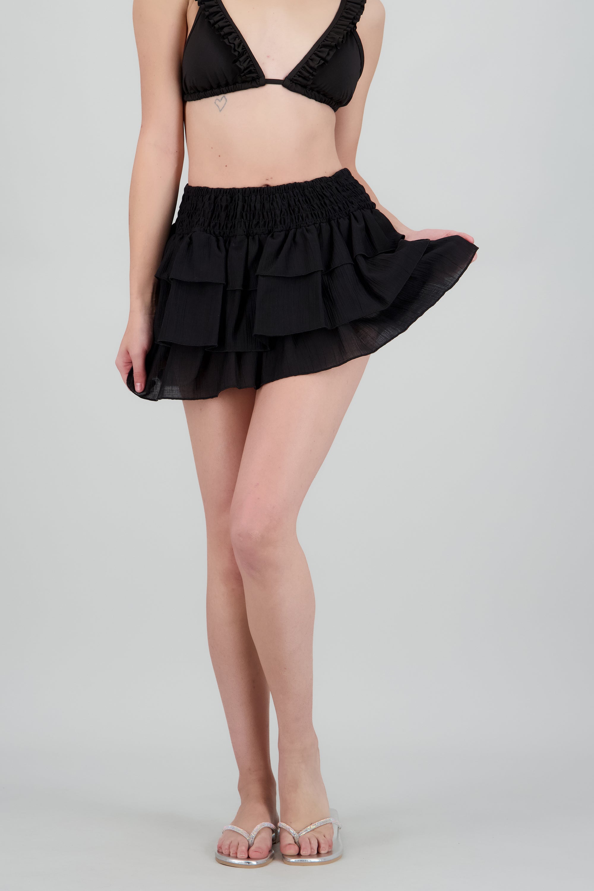 Falda mini olanes smock NEGRO