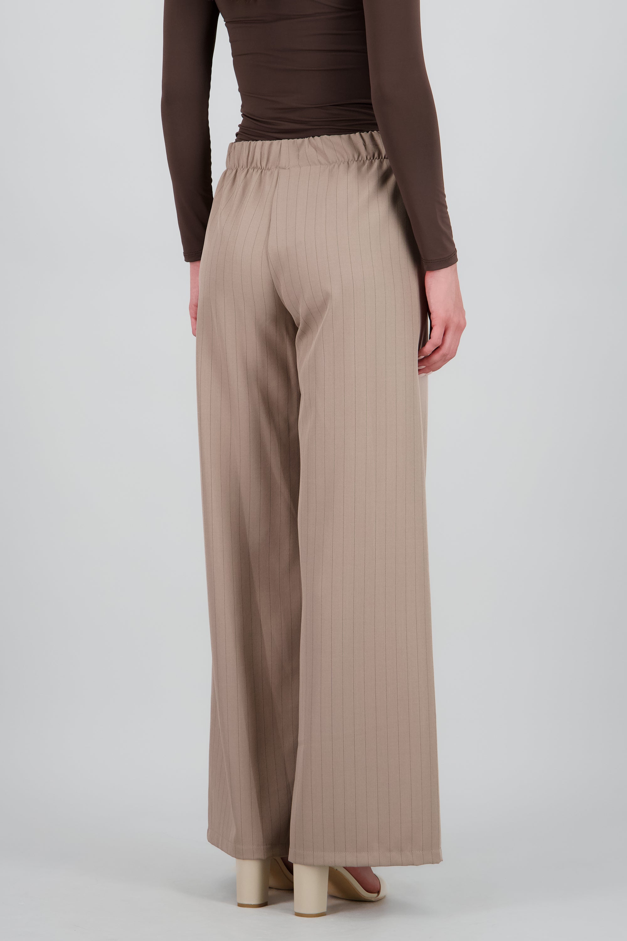 Pantalon de vestir fluido rayas diplomaticas CAFE