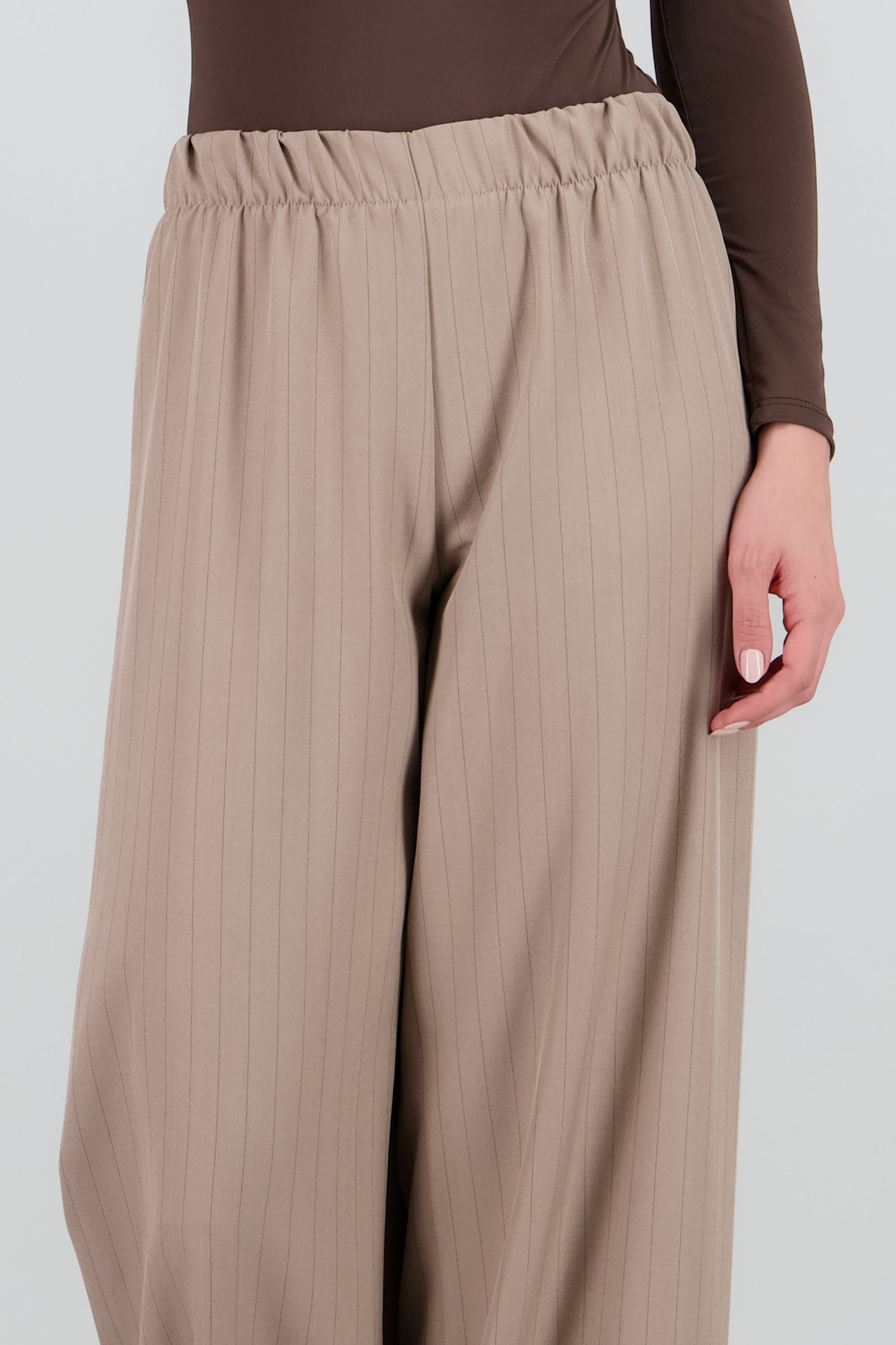 Pantalon de vestir fluido rayas diplomaticas CAFE