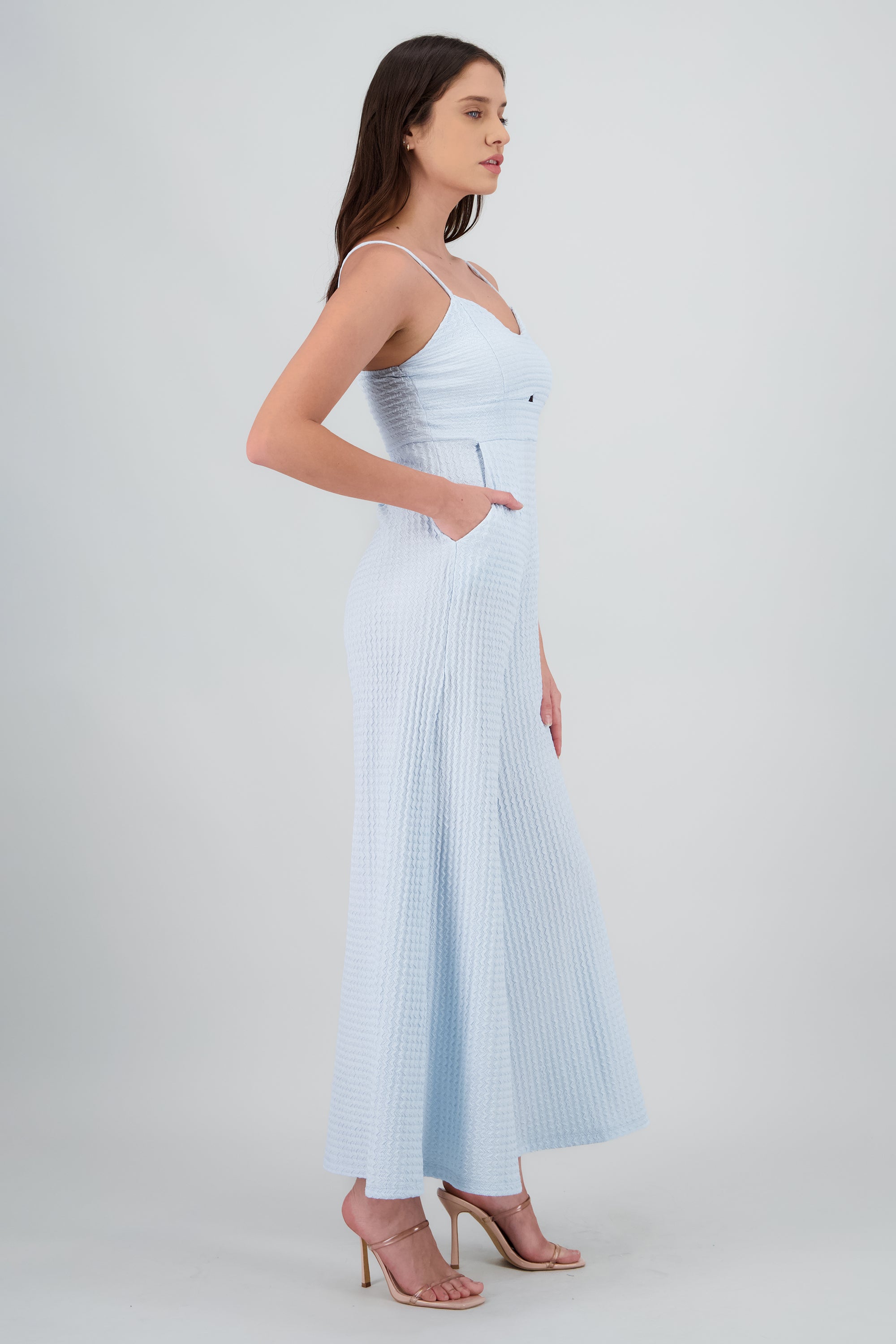 Jumpsuit tirantes detalle textura AZUL CIELO