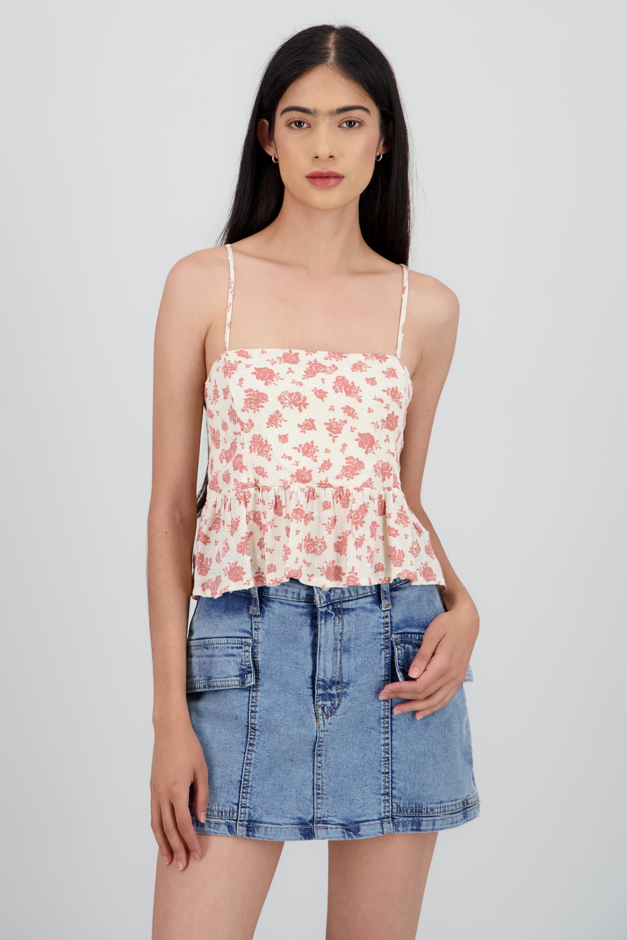 Top tirantes detalle olan ROSA COMBO