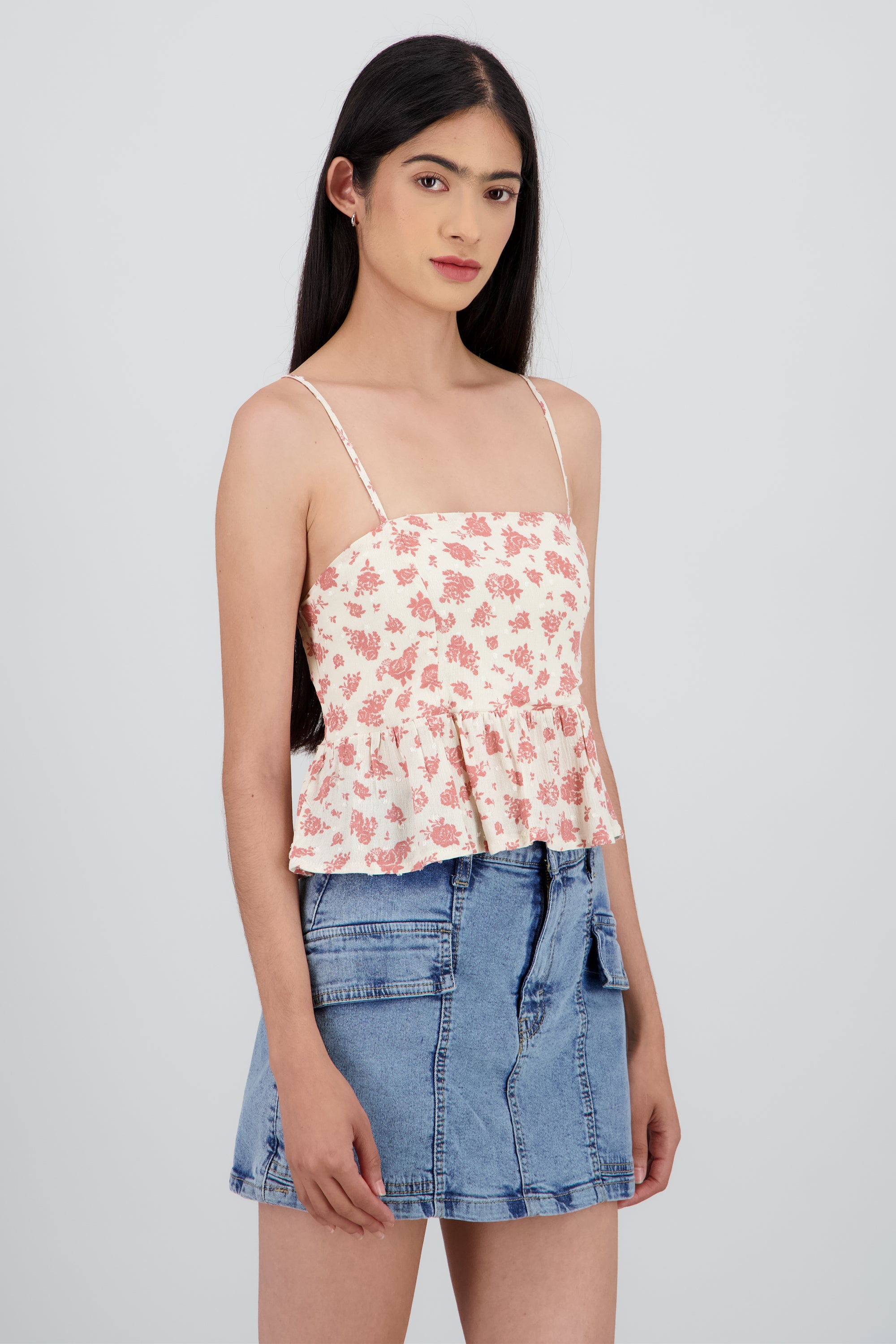 Top tirantes detalle olan ROSA COMBO