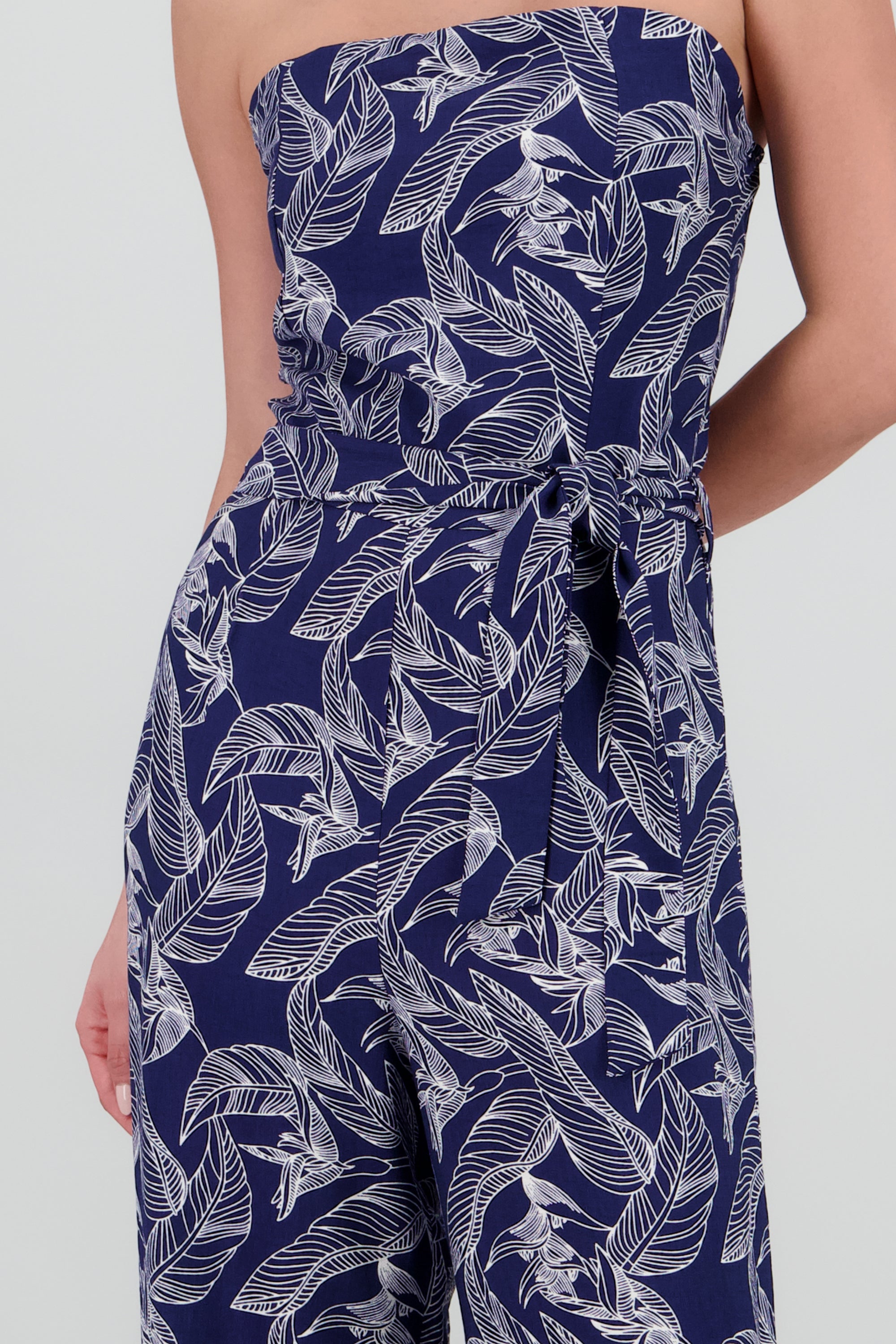 Jumpsuit strapless estampado detalle laso AZUL COMBO