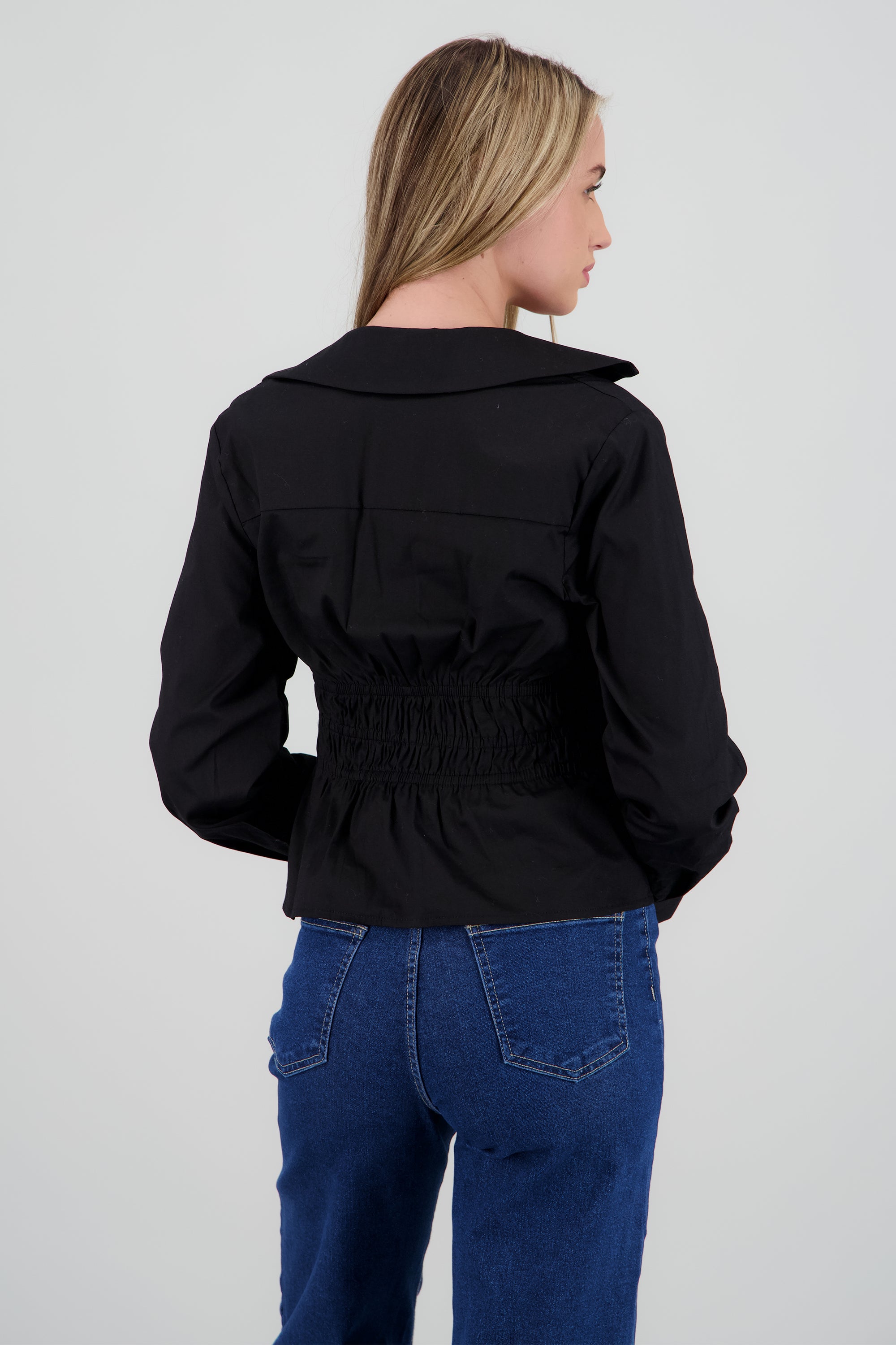Camisa detalle resortes manga larga NEGRO