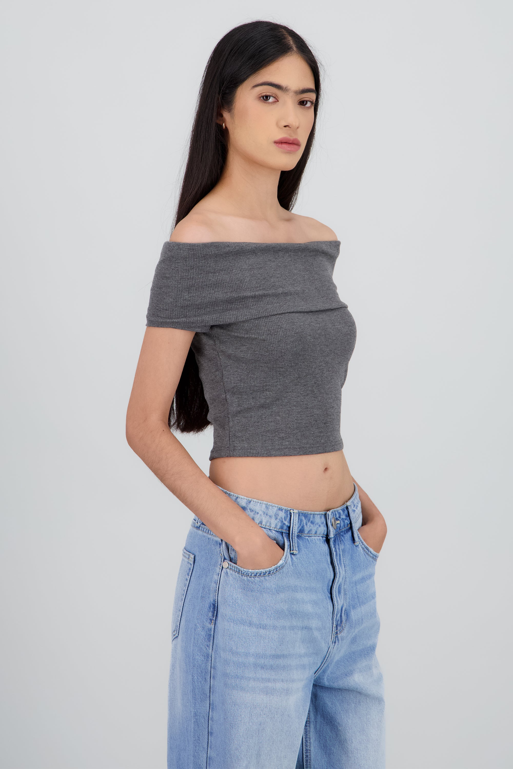 Top off shoulder rib GRIS OBSCURO