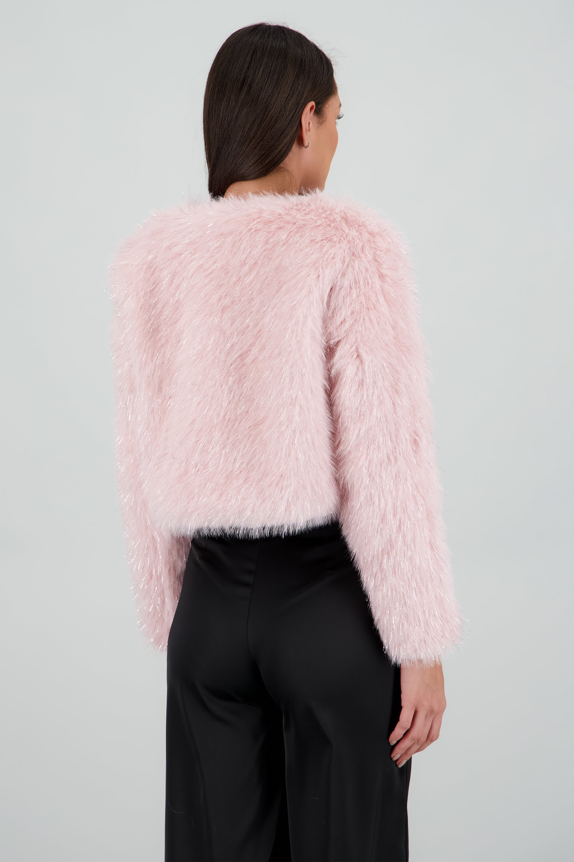 Abrigo pelo con lurex cropped ROSA PASTEL