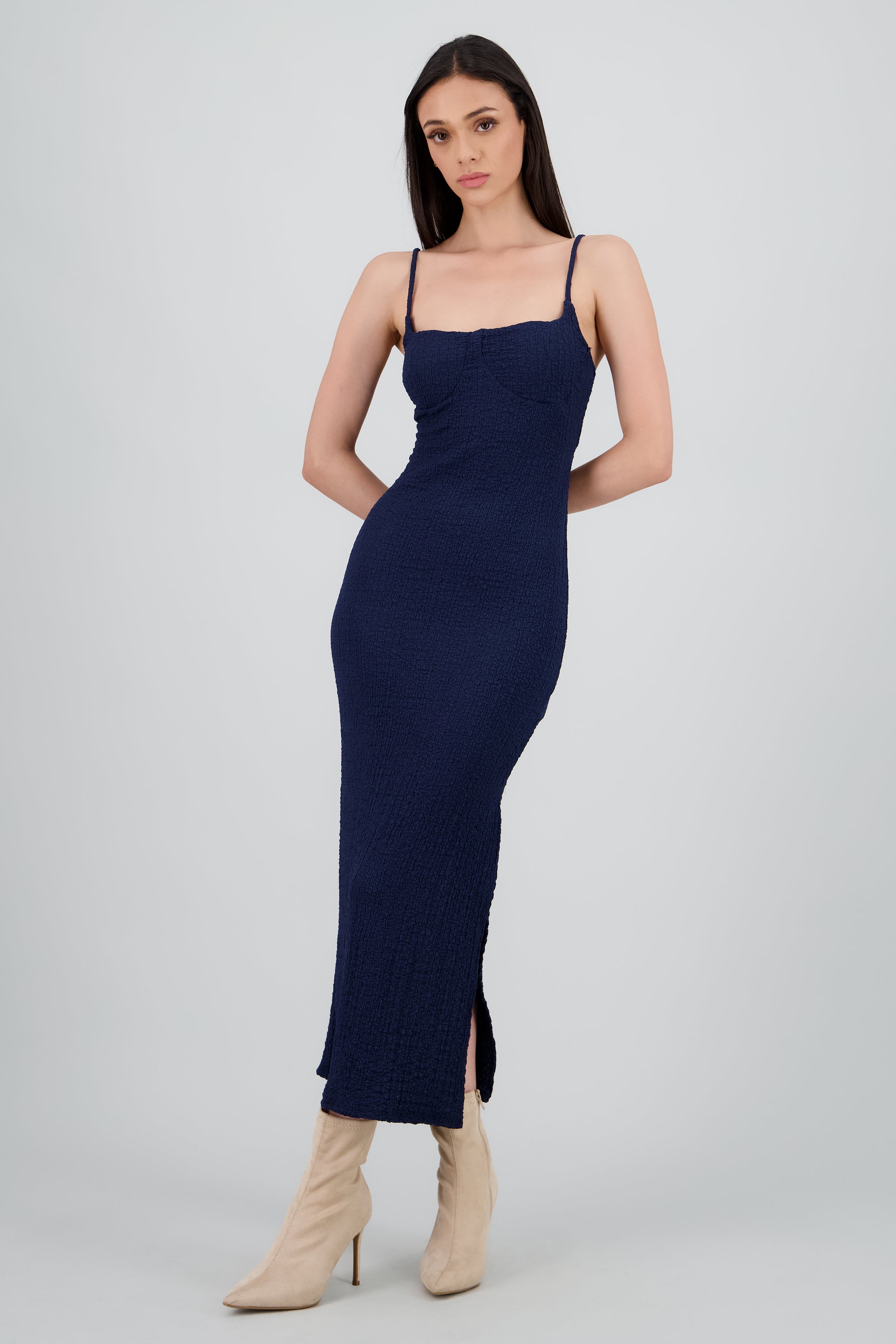 Vestido maxi textura con copas MARINO