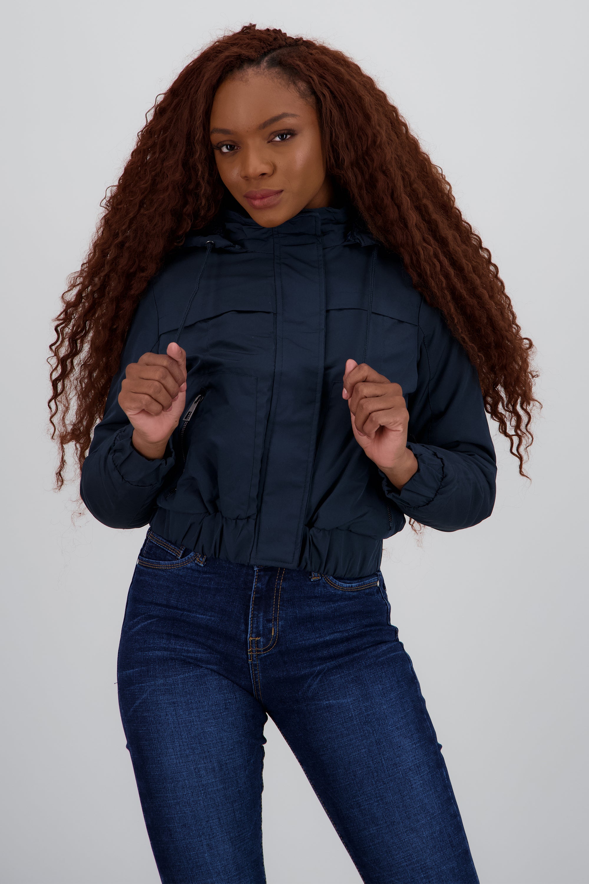 Chamarra con capucha MARINO