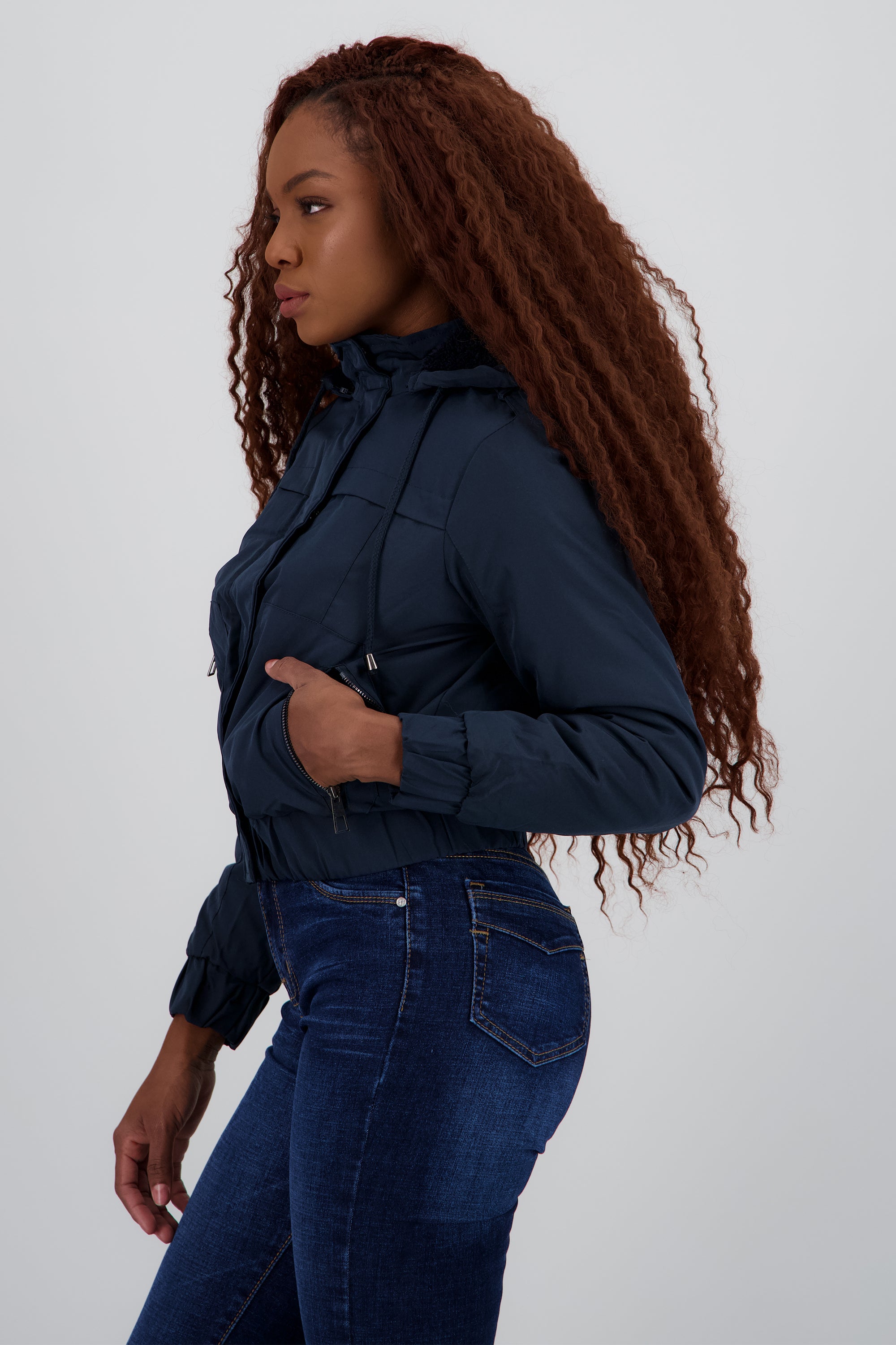 Chamarra con capucha MARINO