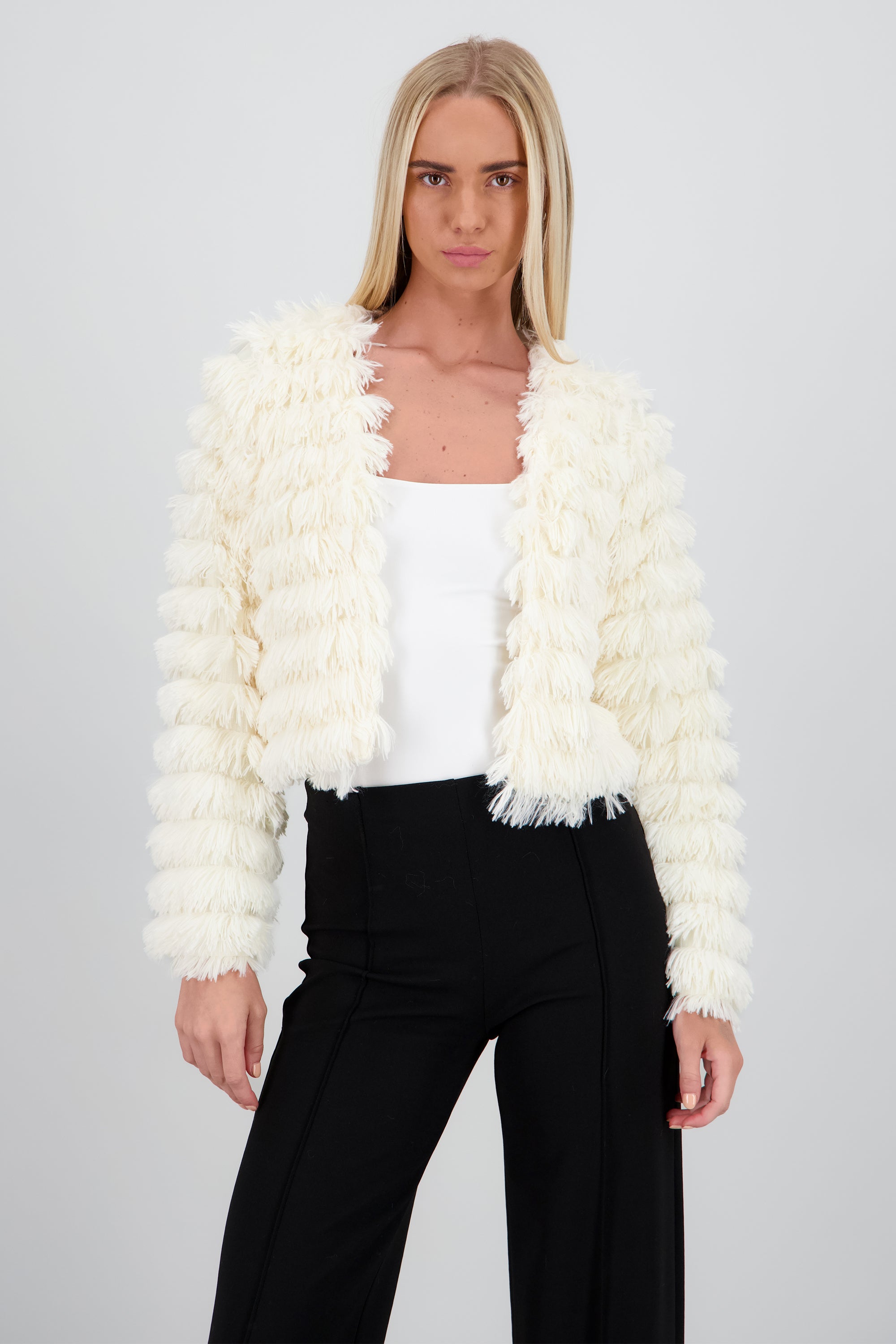 Abrigo capas pelos CREMA