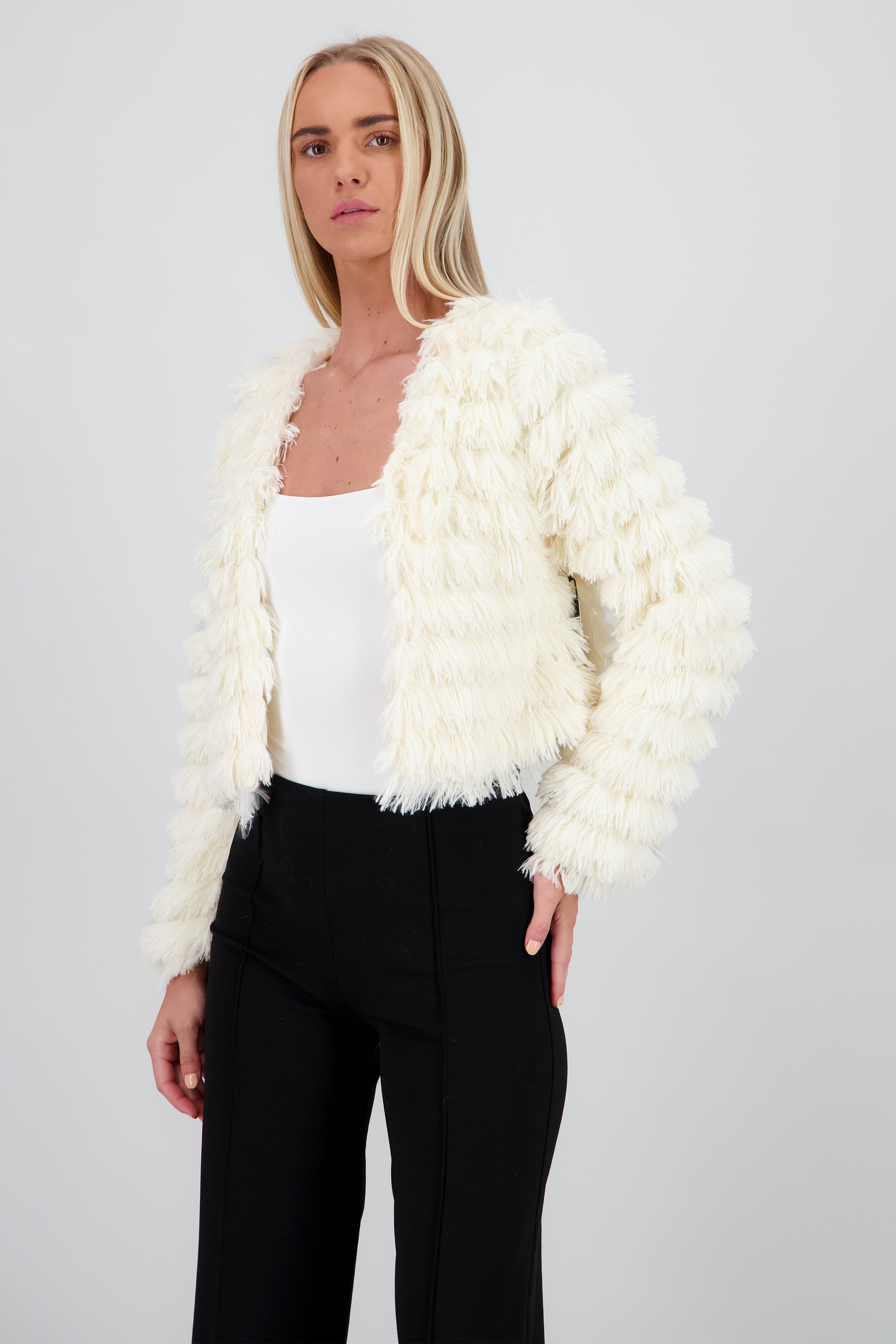Abrigo capas pelos CREMA