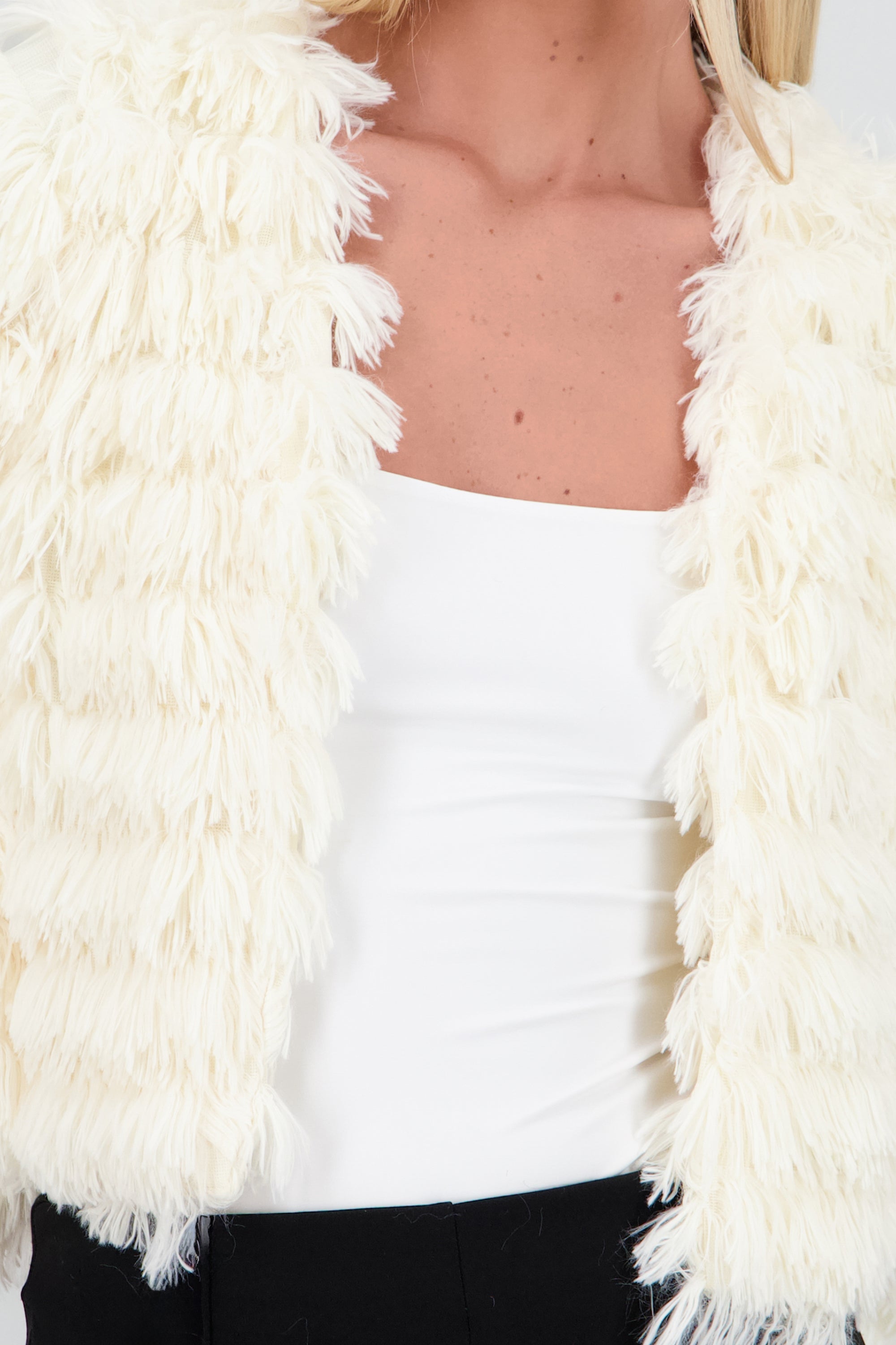 Abrigo capas pelos CREMA
