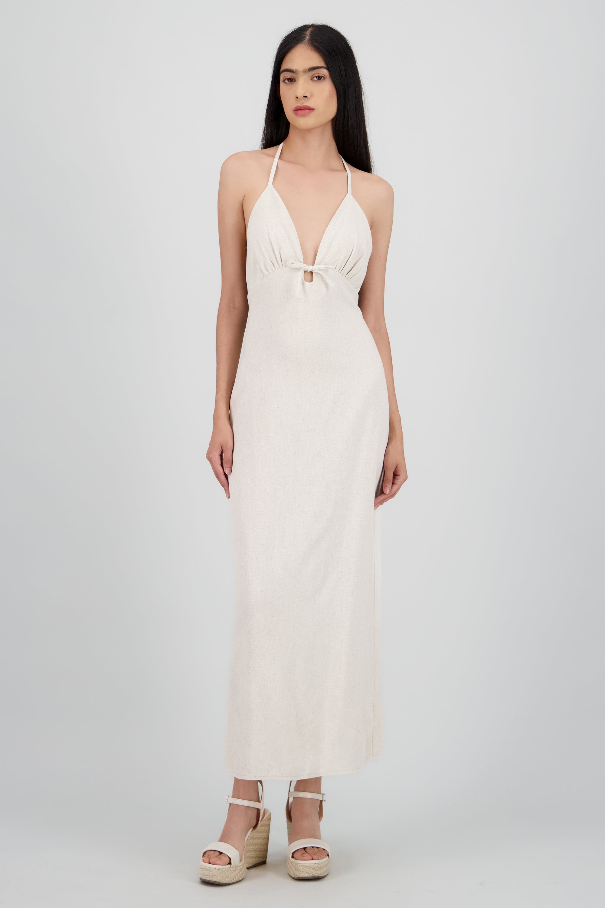 Vestido maxi halter escote espalda ARENA