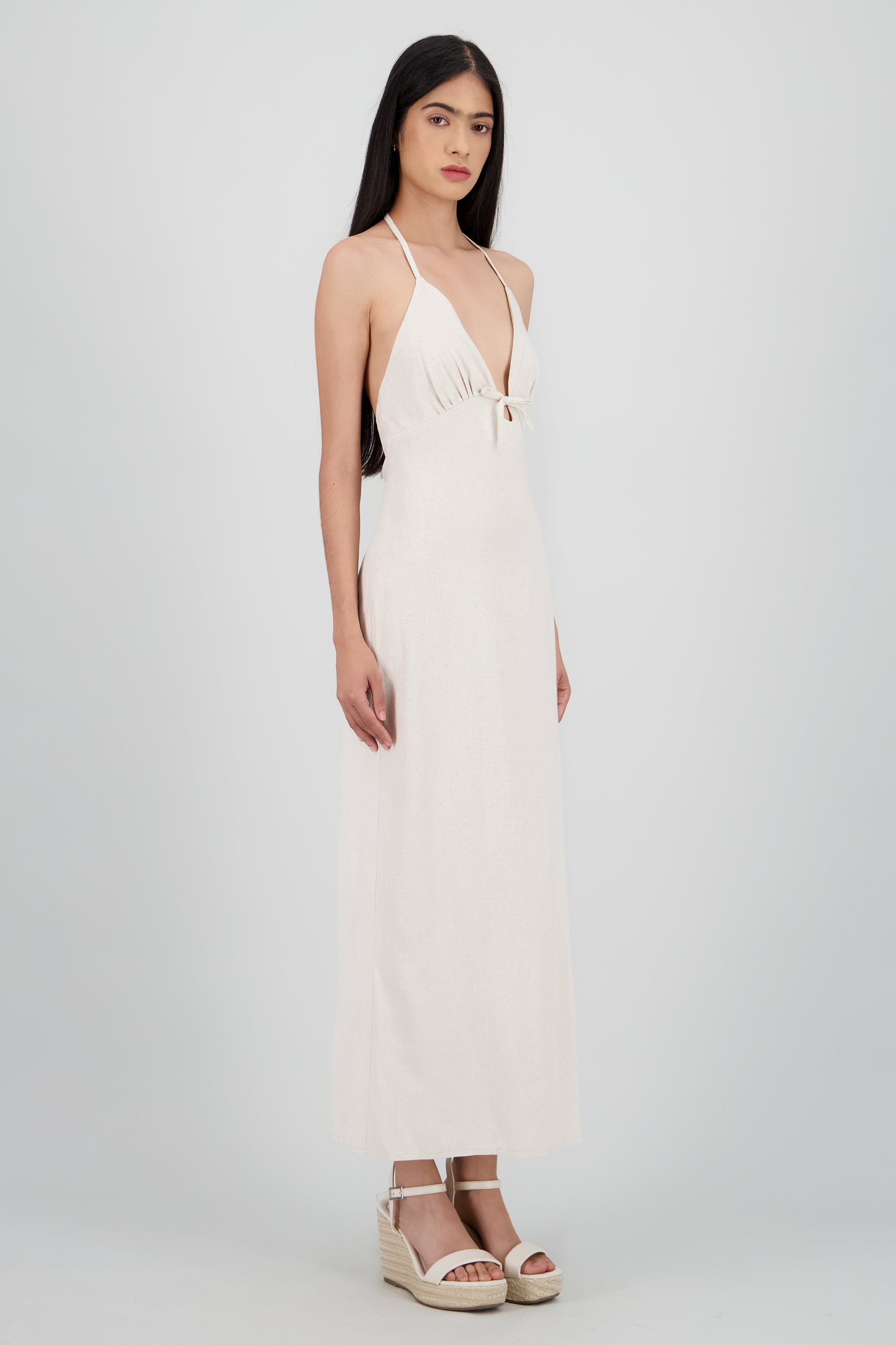 Vestido maxi halter escote espalda ARENA
