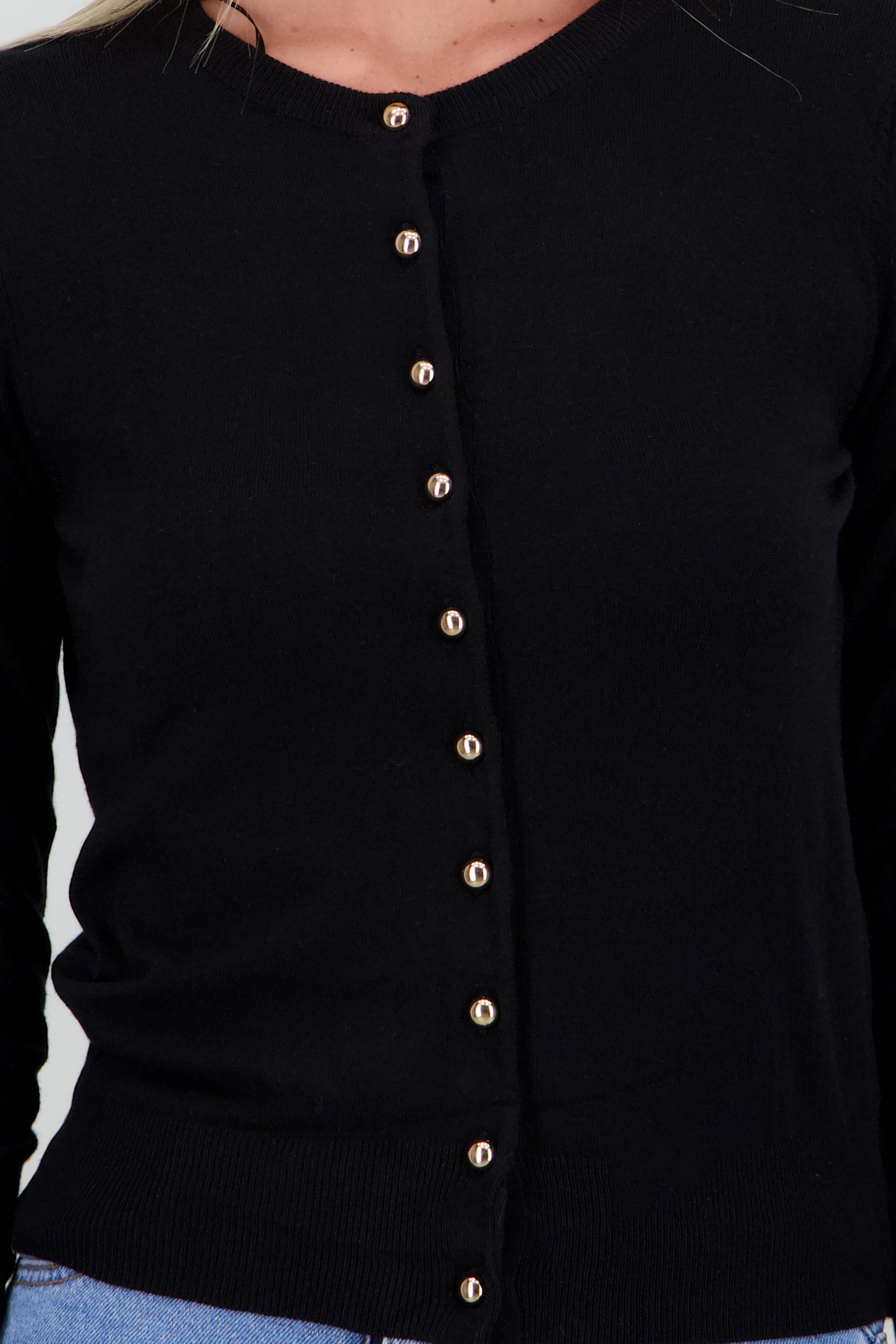 Cardigan detalle botones NEGRO