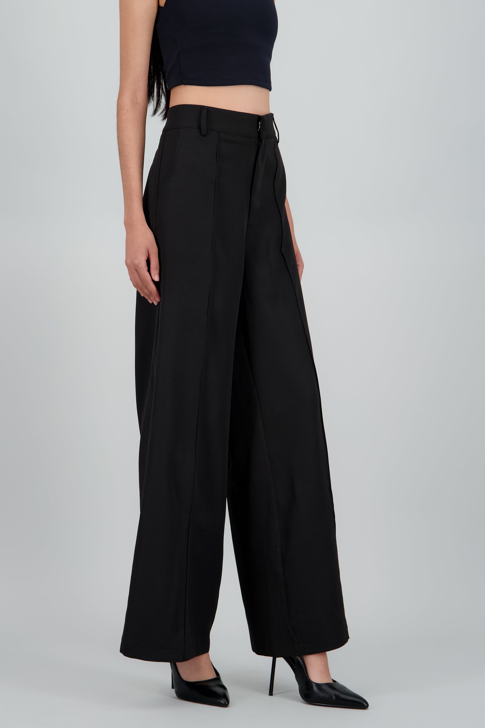 Pantalon amplio liso NEGRO