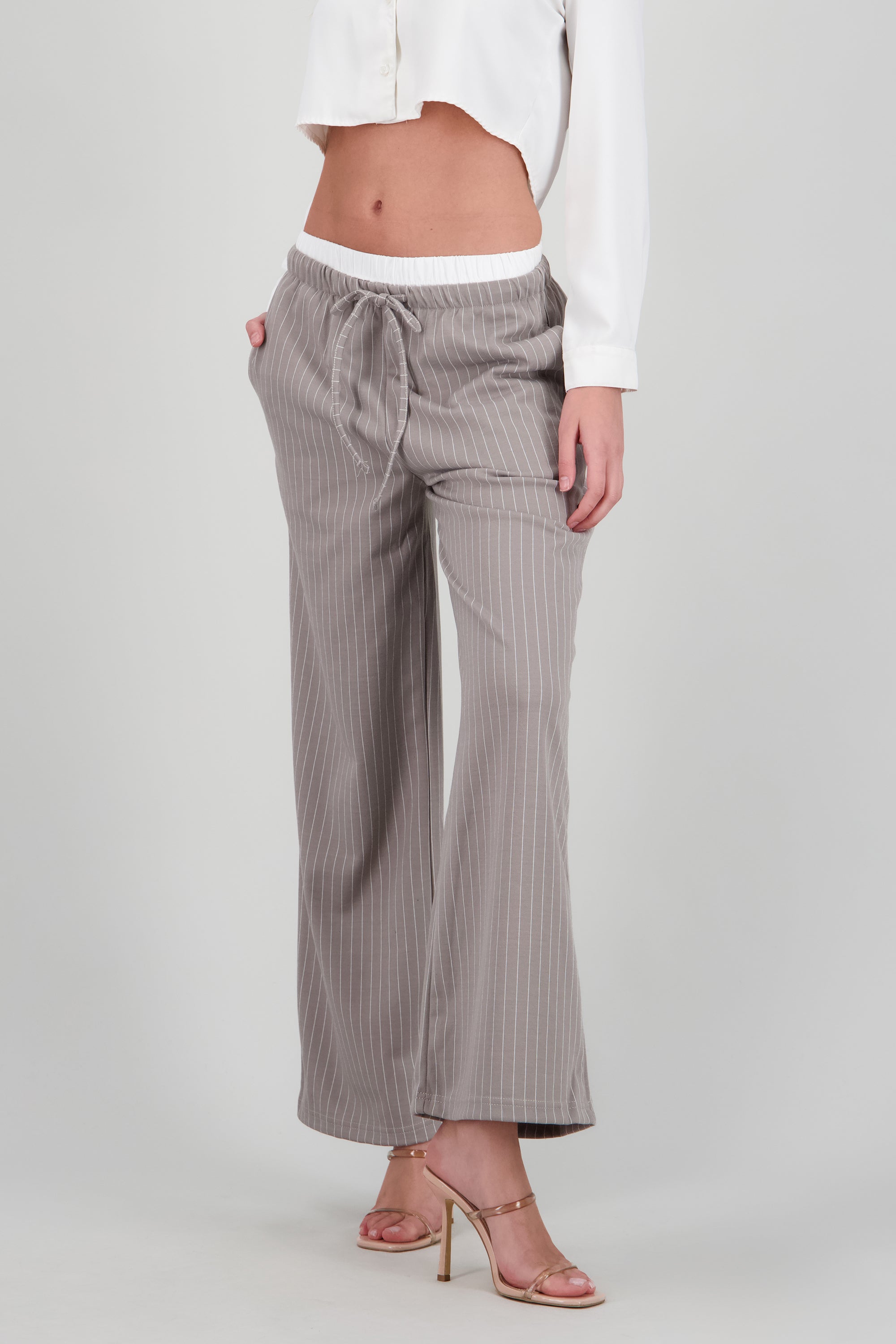 Pantalon rayas pretina contraste jareta GRIS COMBO