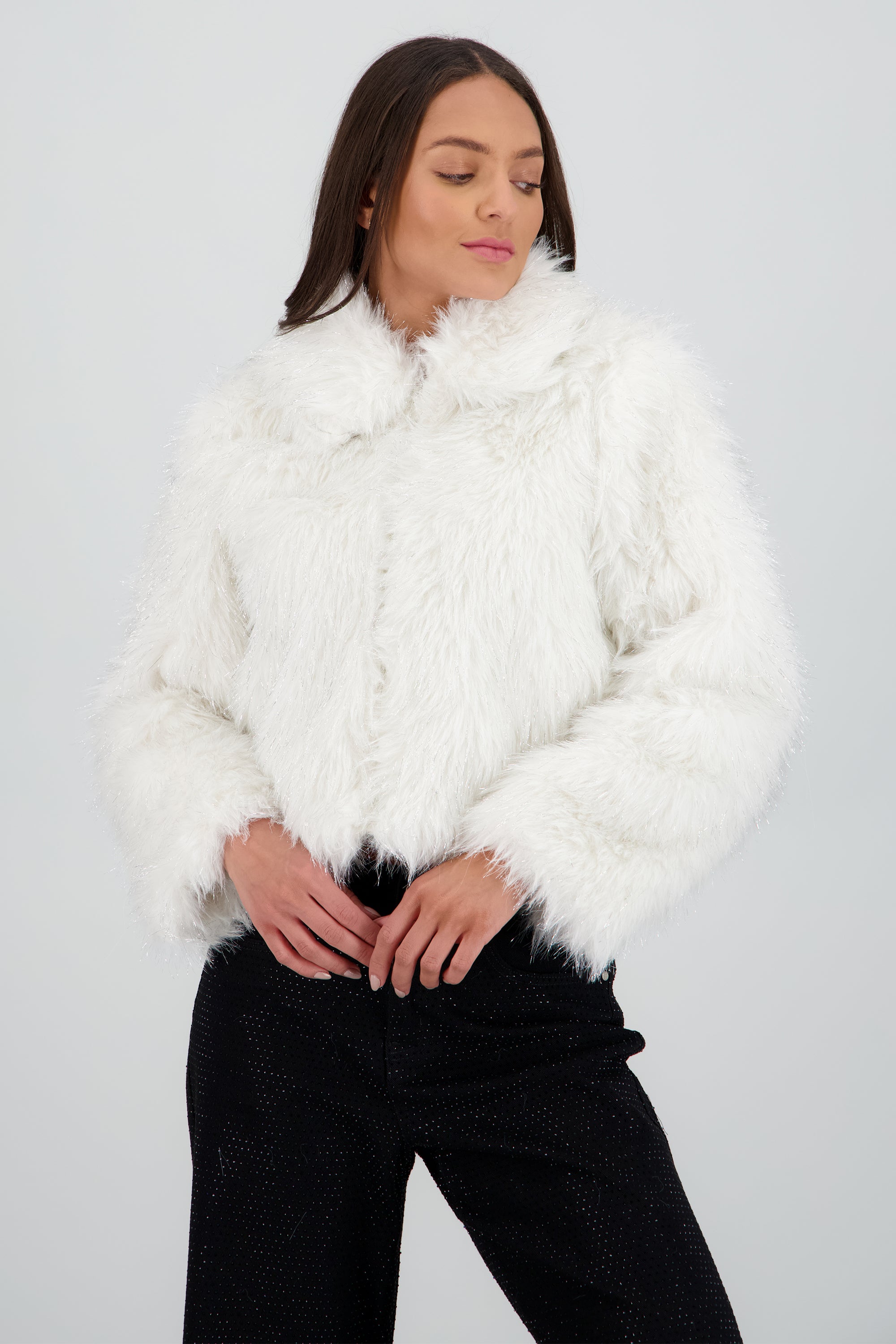 Abrigo corto pelo con lurex BLANCO