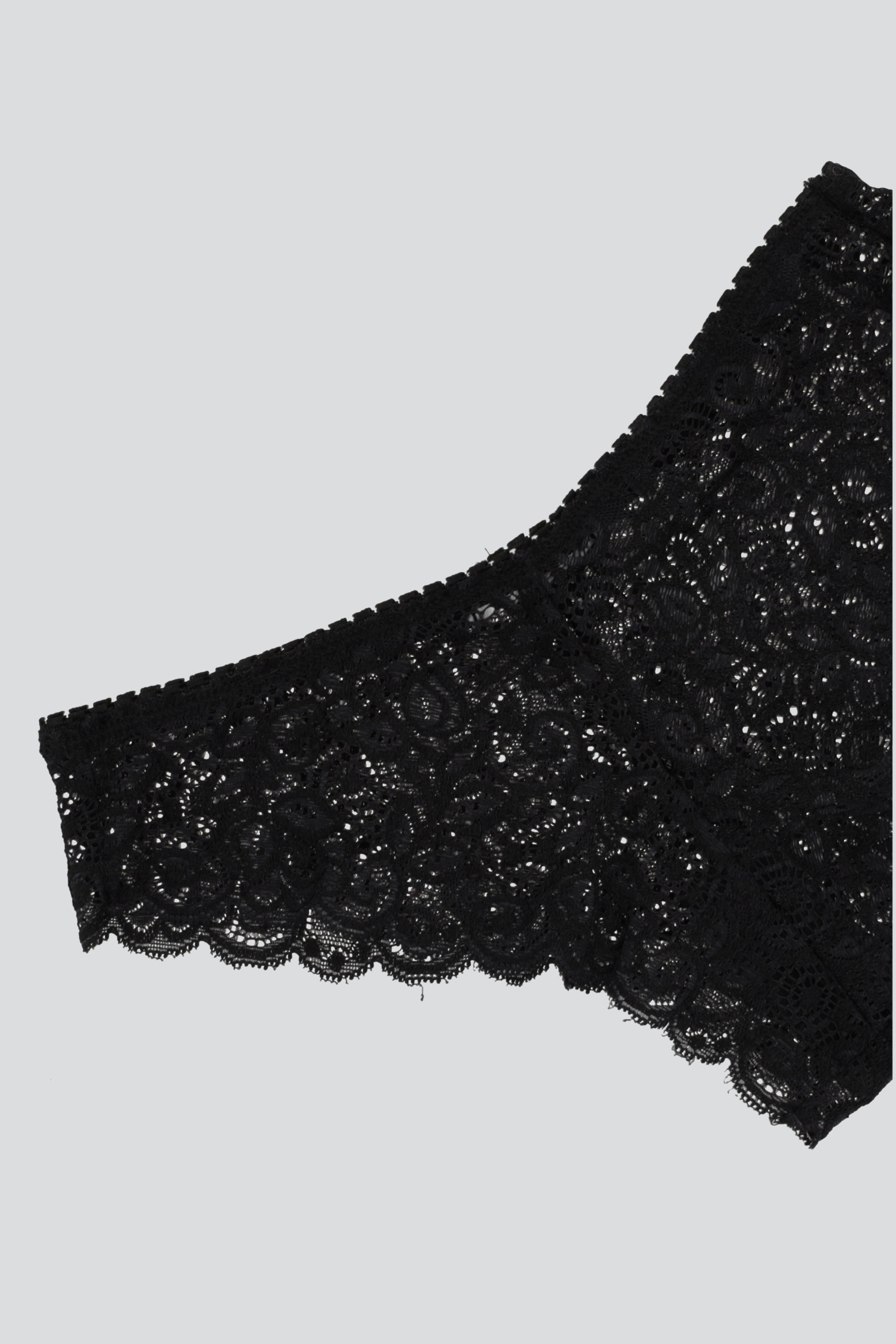 Bikini full encaje NEGRO