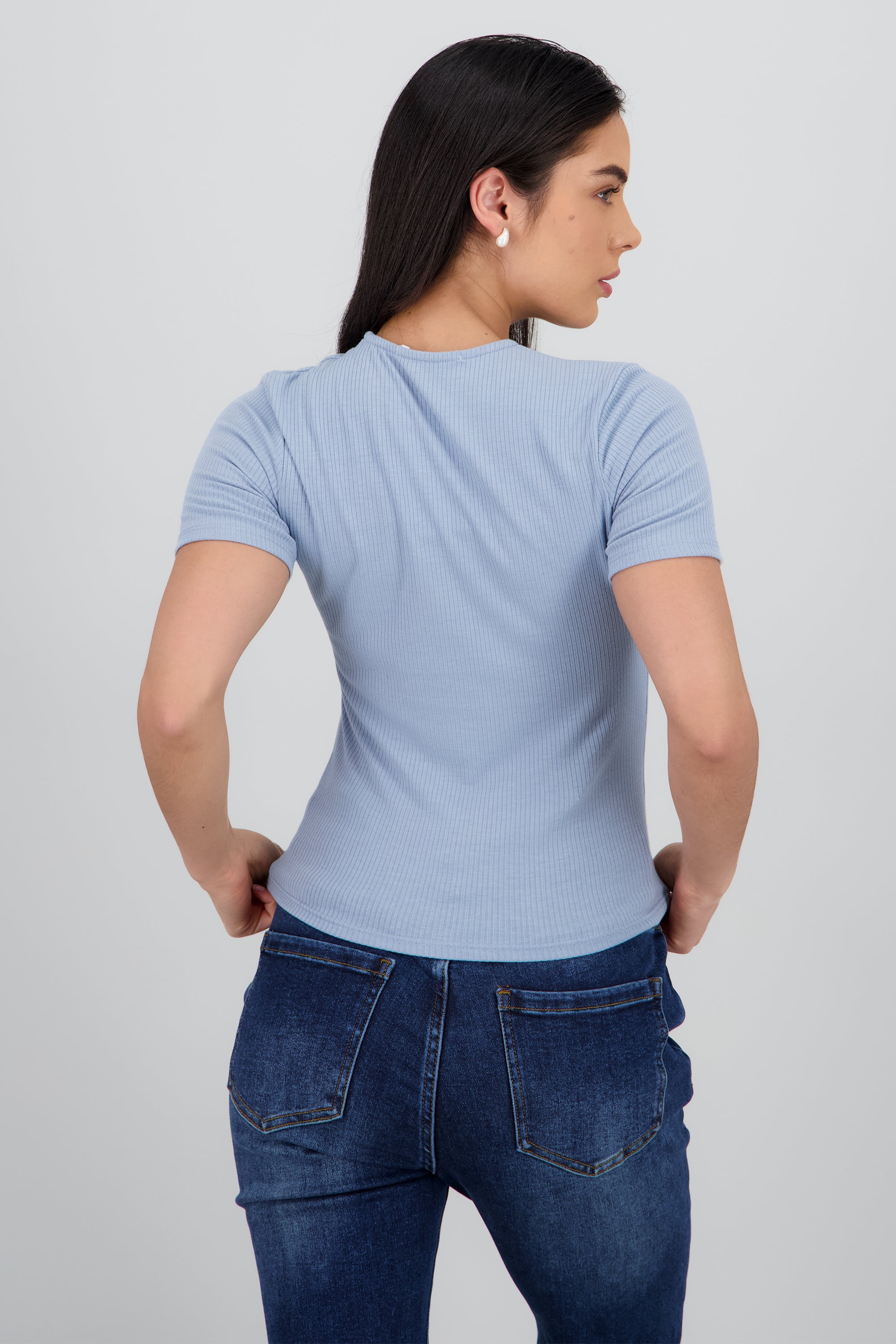 Playera de manga corta con cuello redondo AZUL CIELO