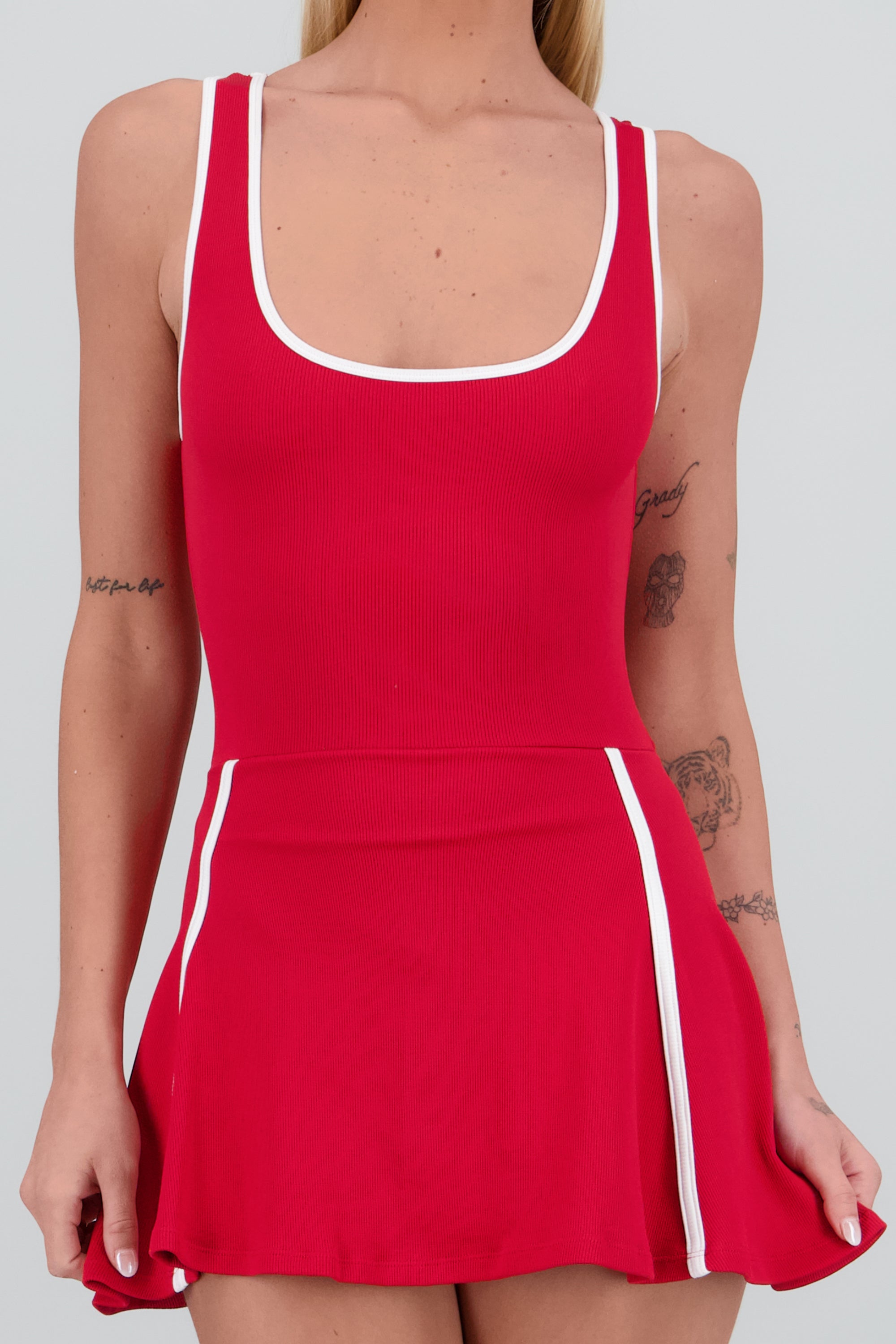 Vestido detalle lineas contraste ROJO COMBO