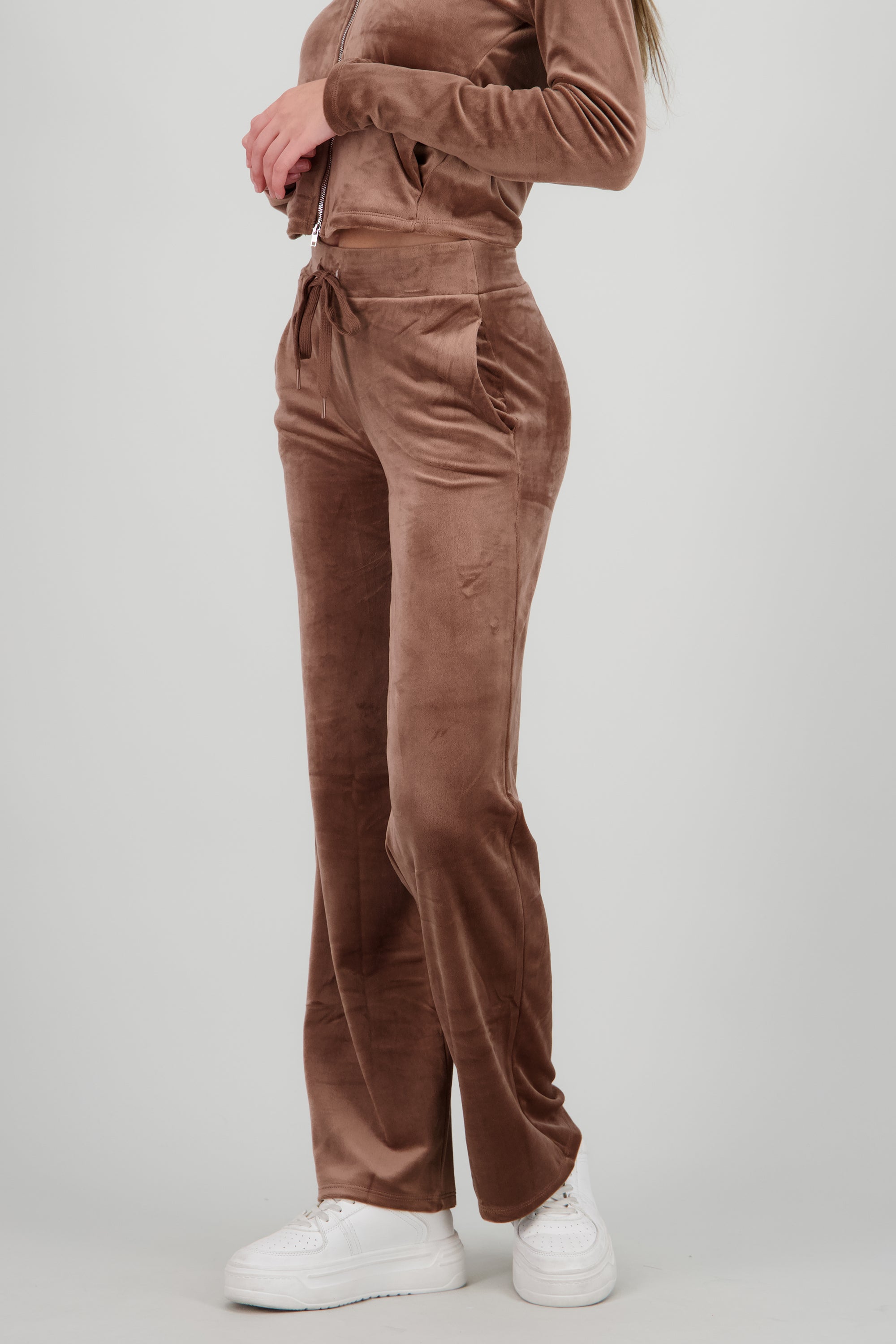 Pants amplios velvet CHOCOLATE