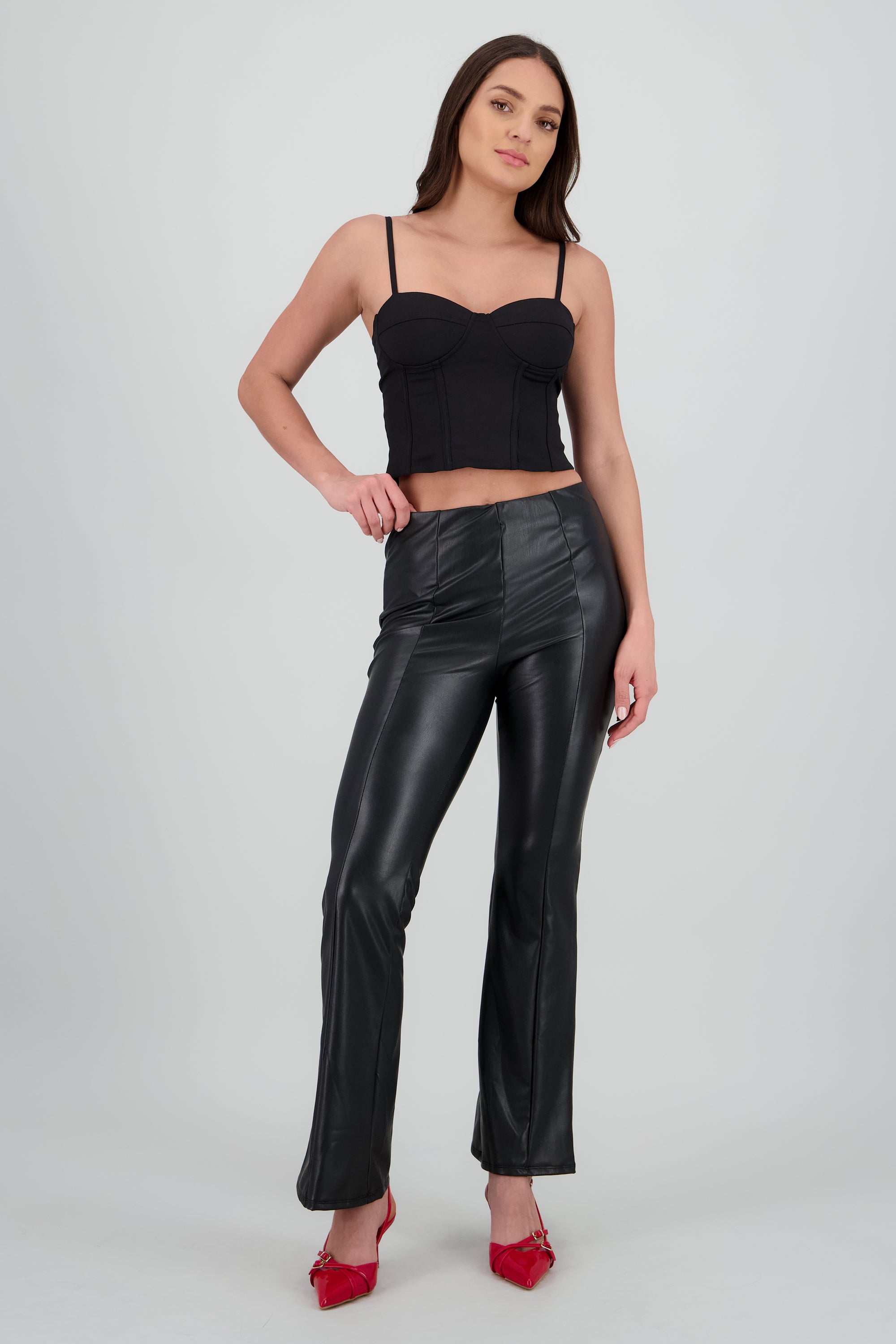 Pantalon efecto piel NEGRO
