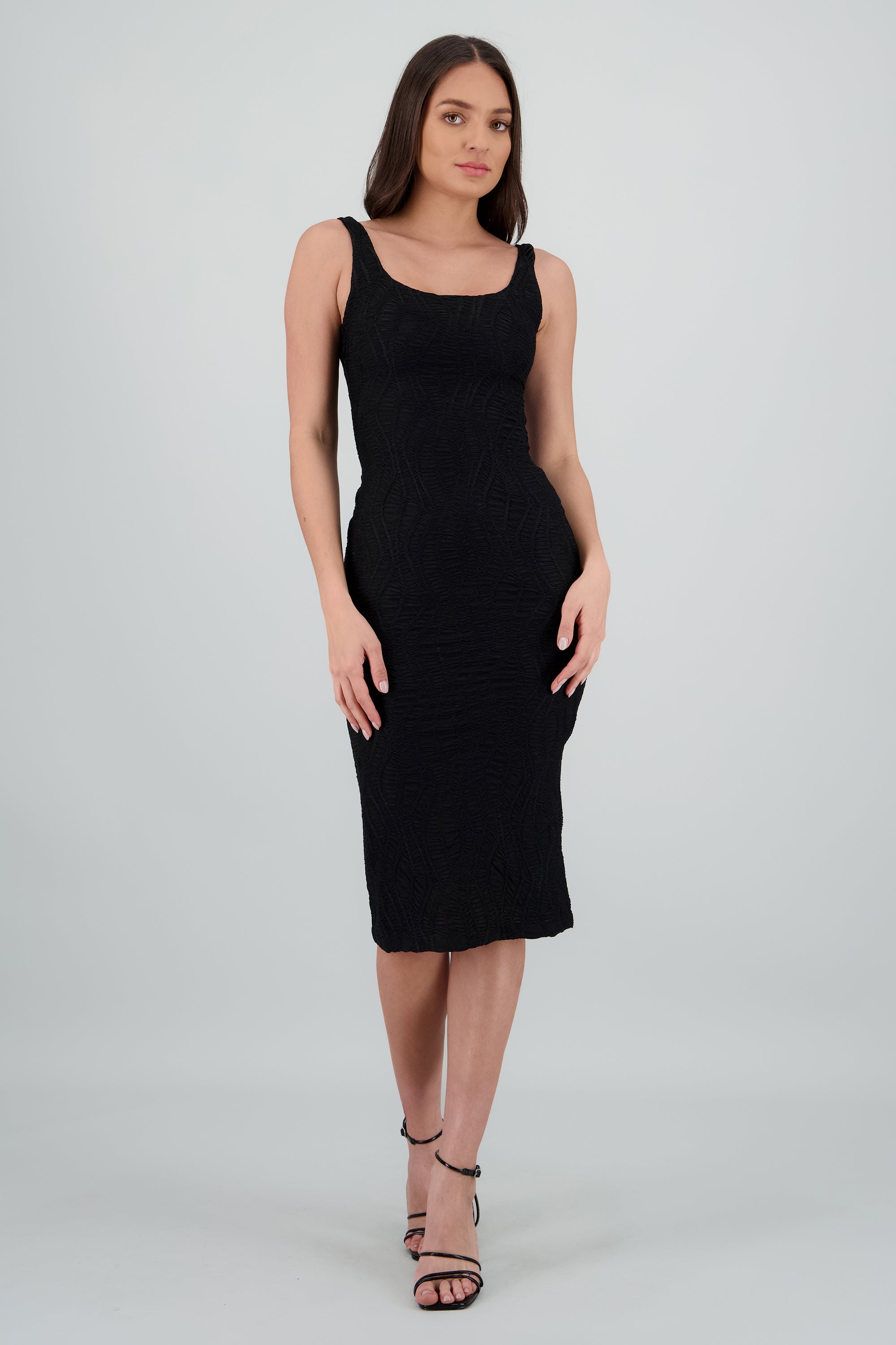 Vestido textura escote cuadrado NEGRO