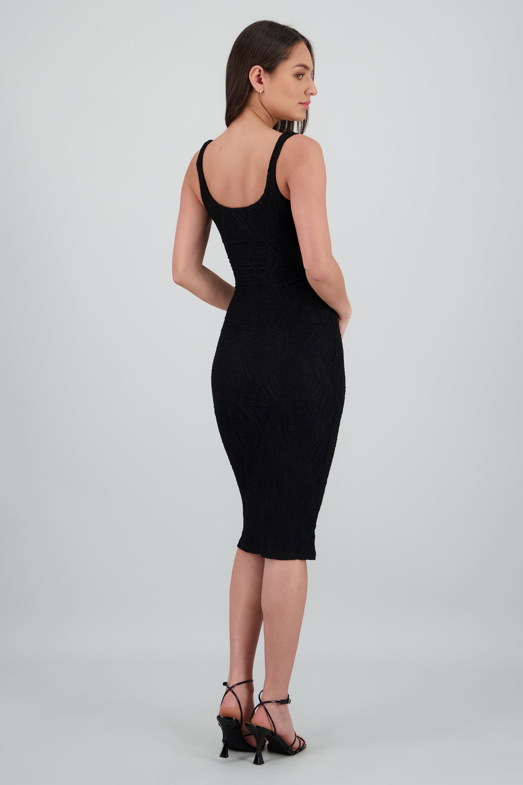 Vestido textura escote cuadrado NEGRO