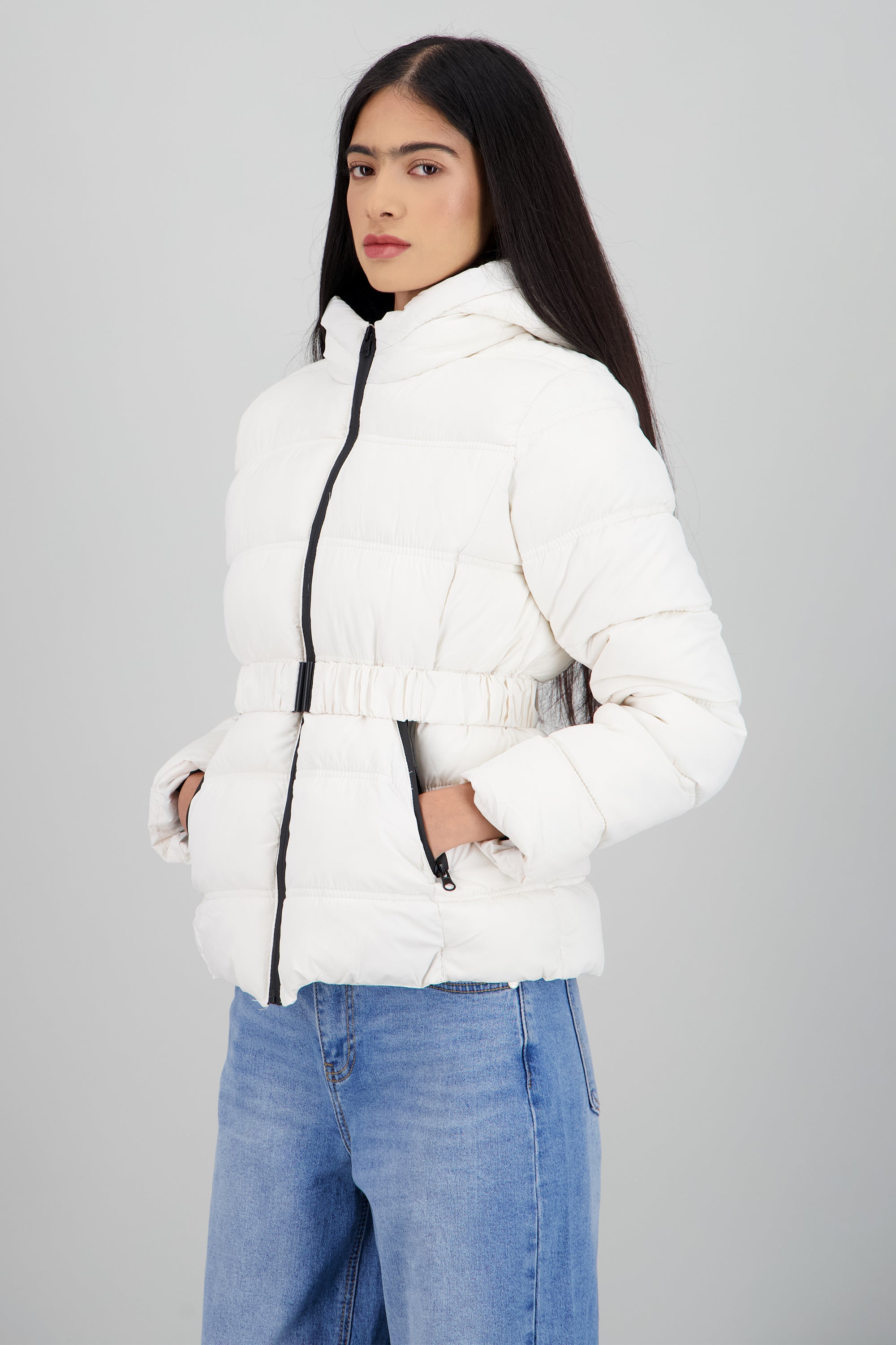 Chamarra puffer detalle cinturon BLANCO