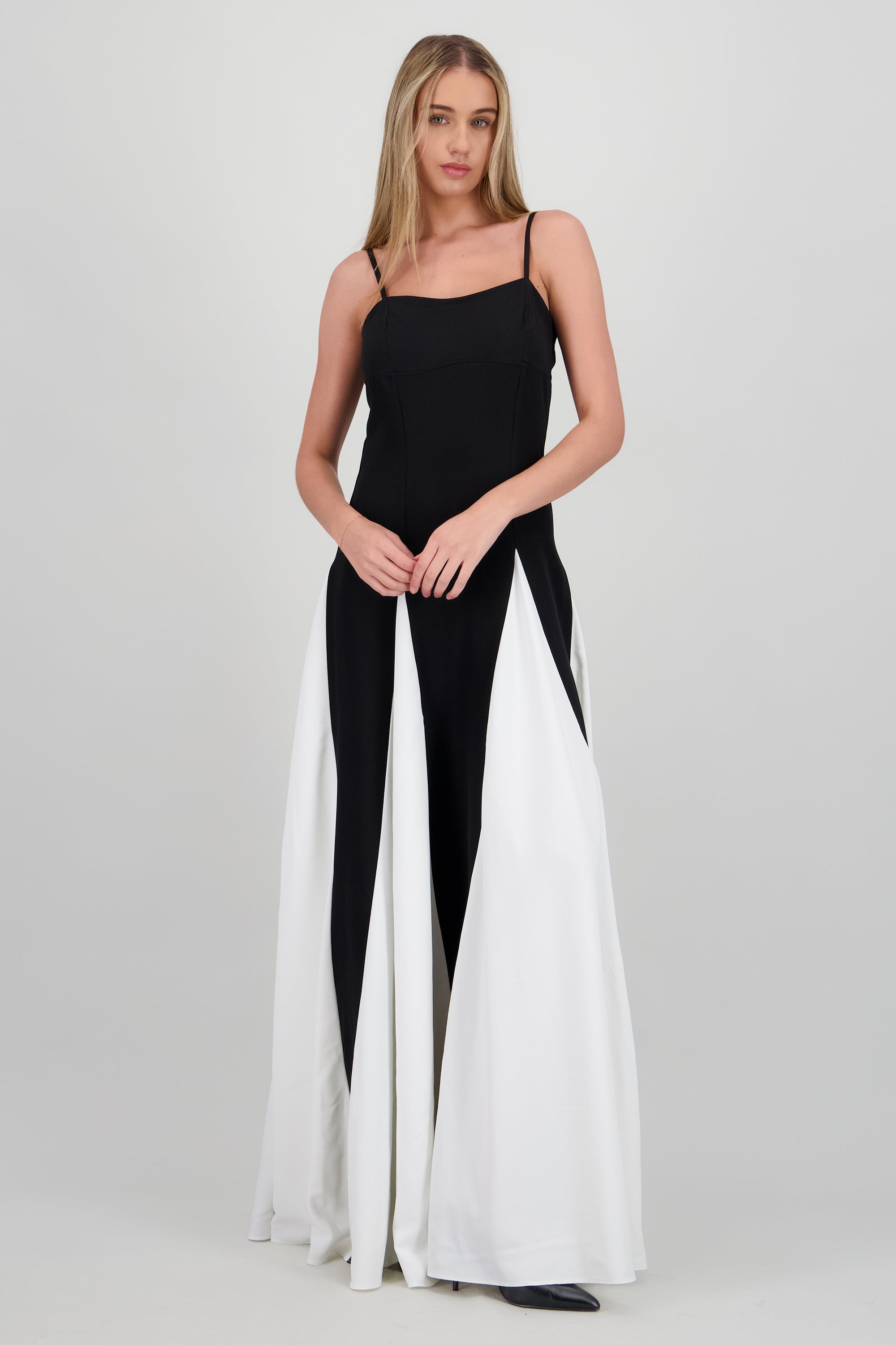 Vestido maxi godetes contraste NEGRO COMBO