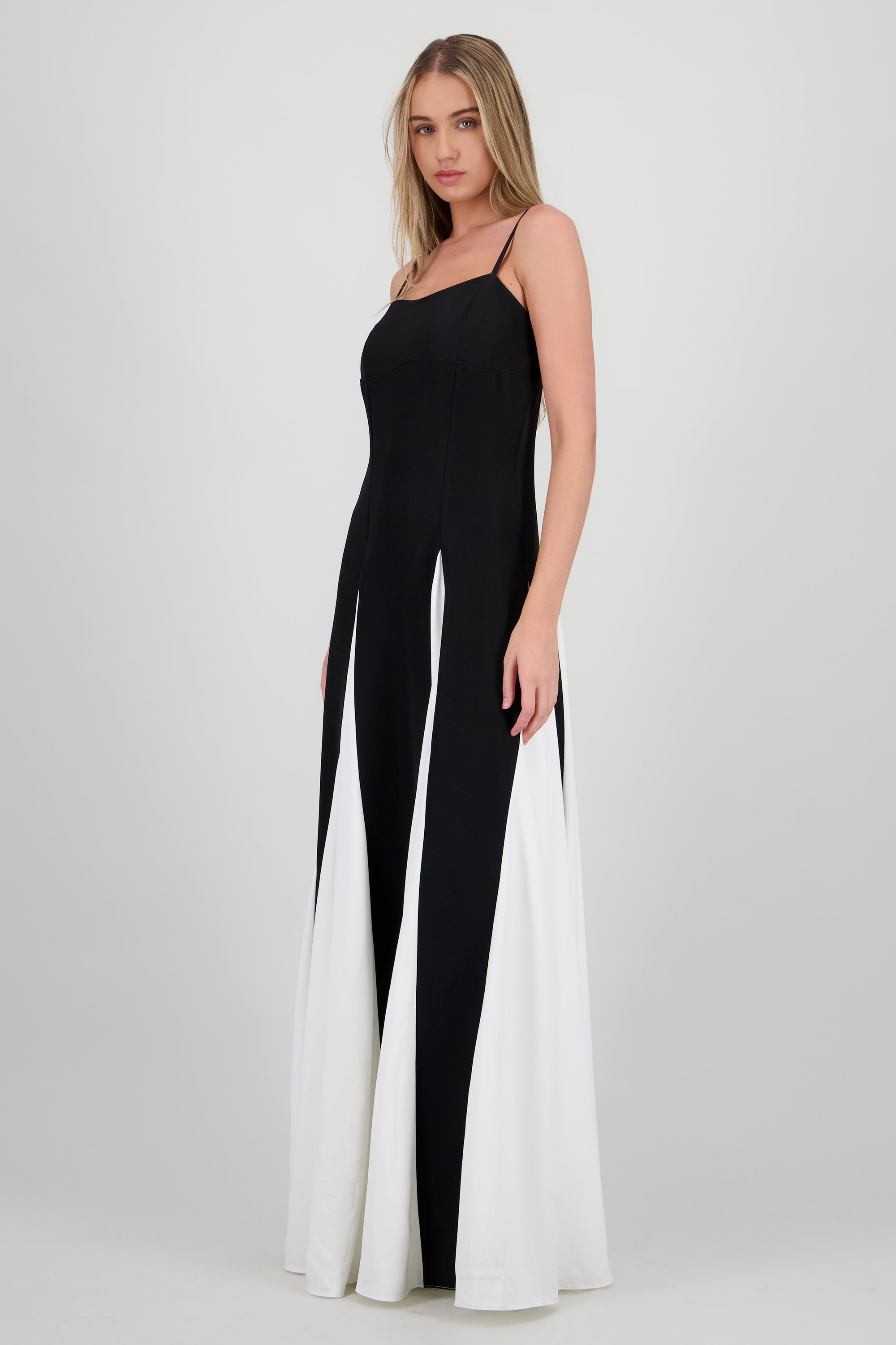 Vestido maxi godetes contraste NEGRO COMBO