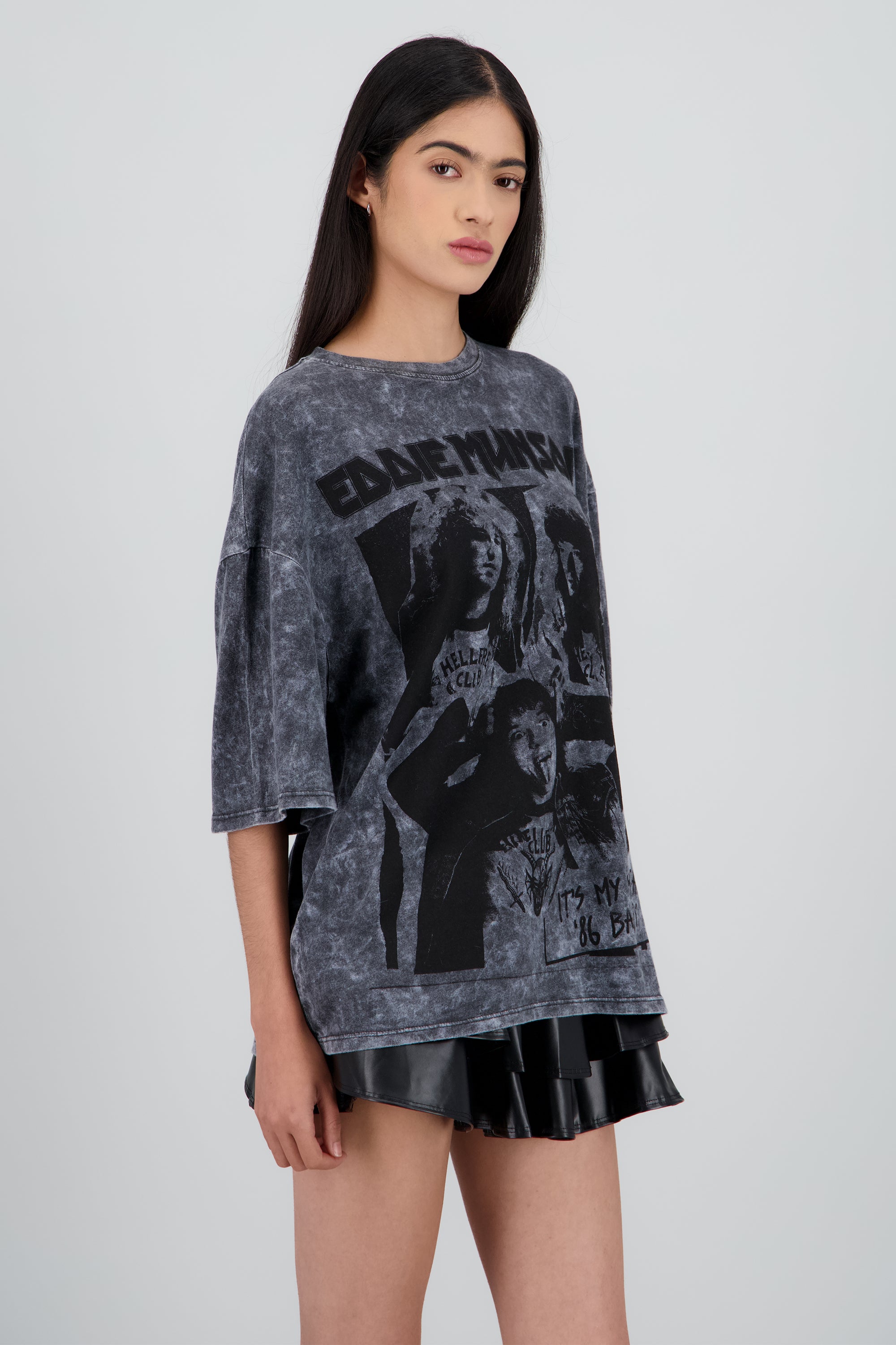 Playera Eddie Munson Stranger Things ACID WASH