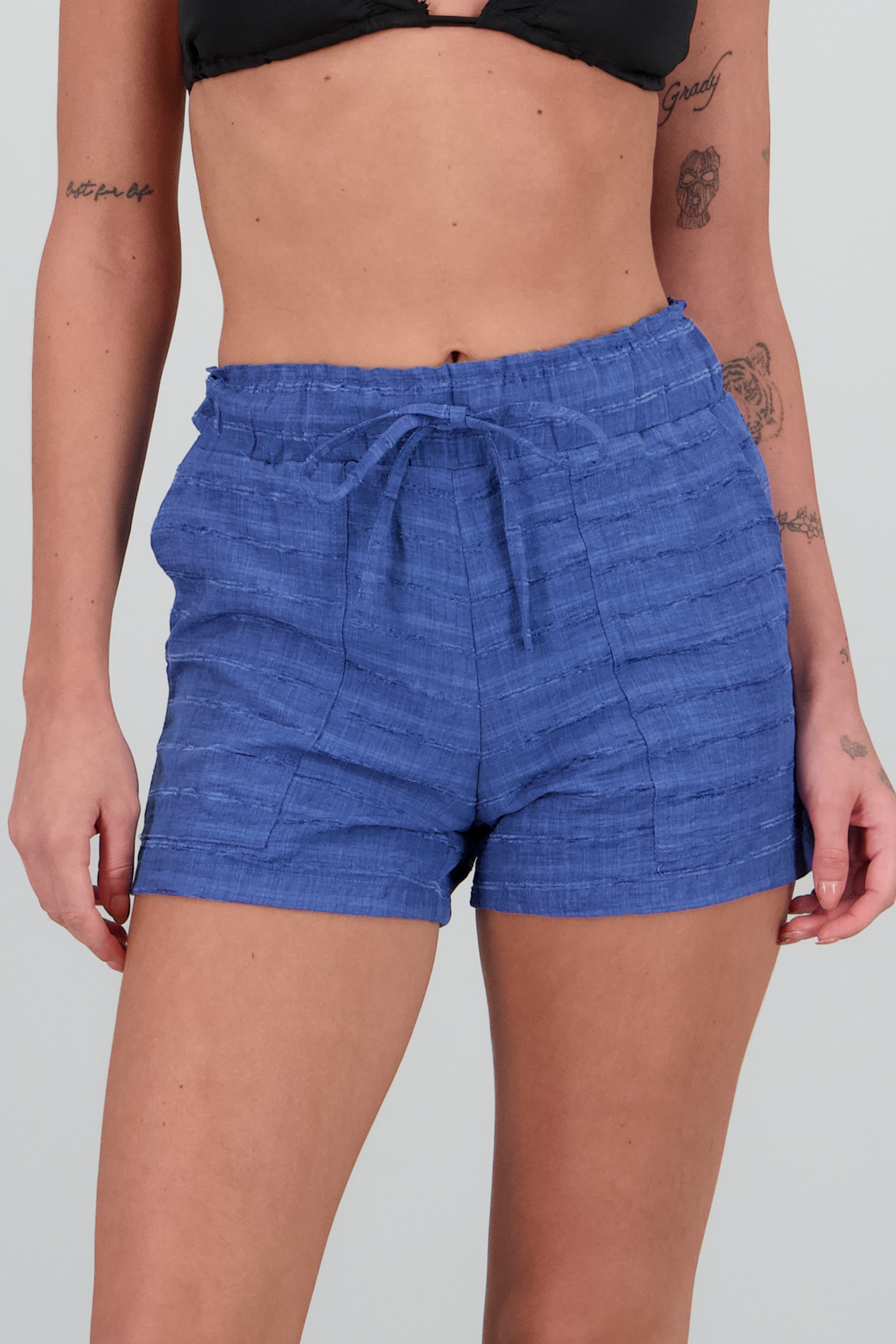 Short jareta con textura INDIGO