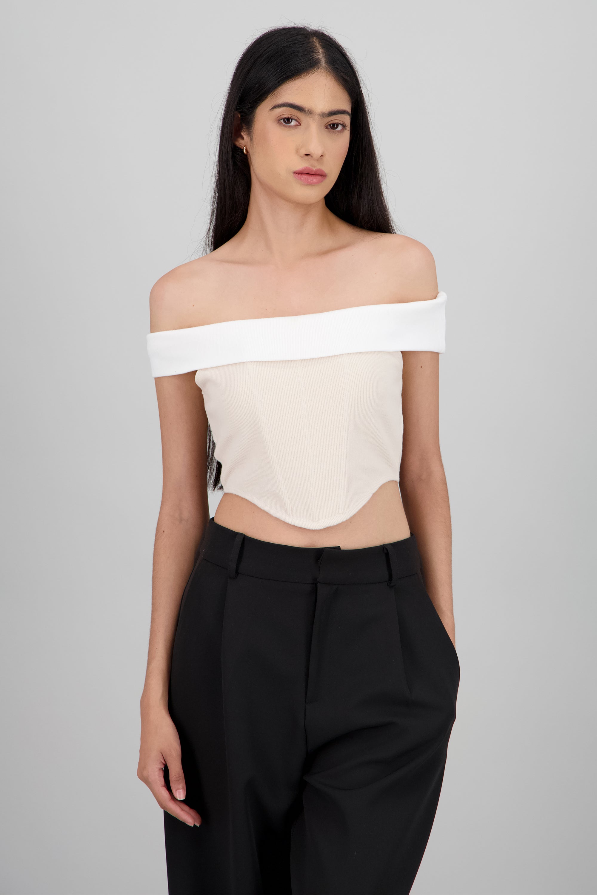Top off shoulder contraste TAUPE