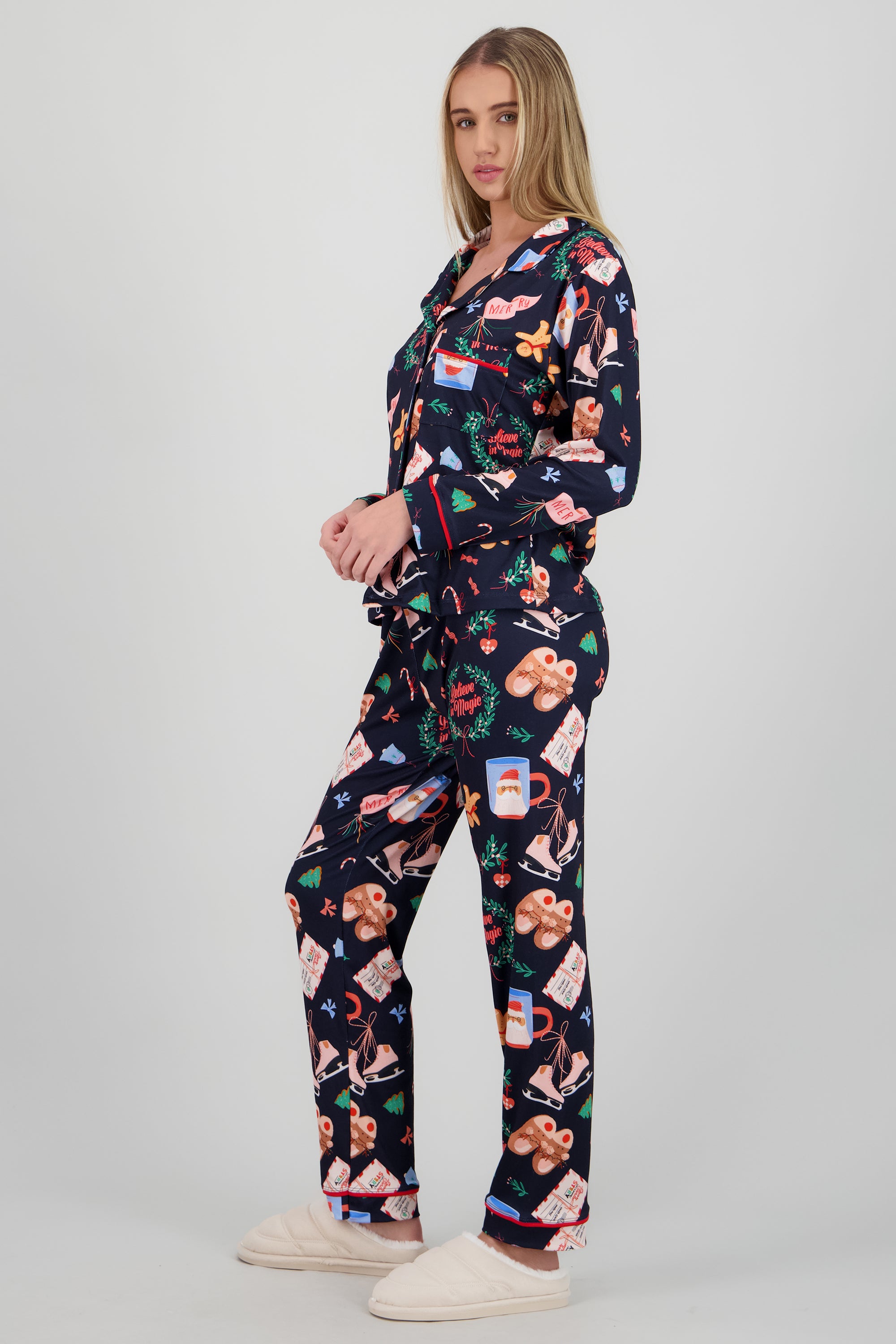 Pijama estampado navideño MARINO COMBO