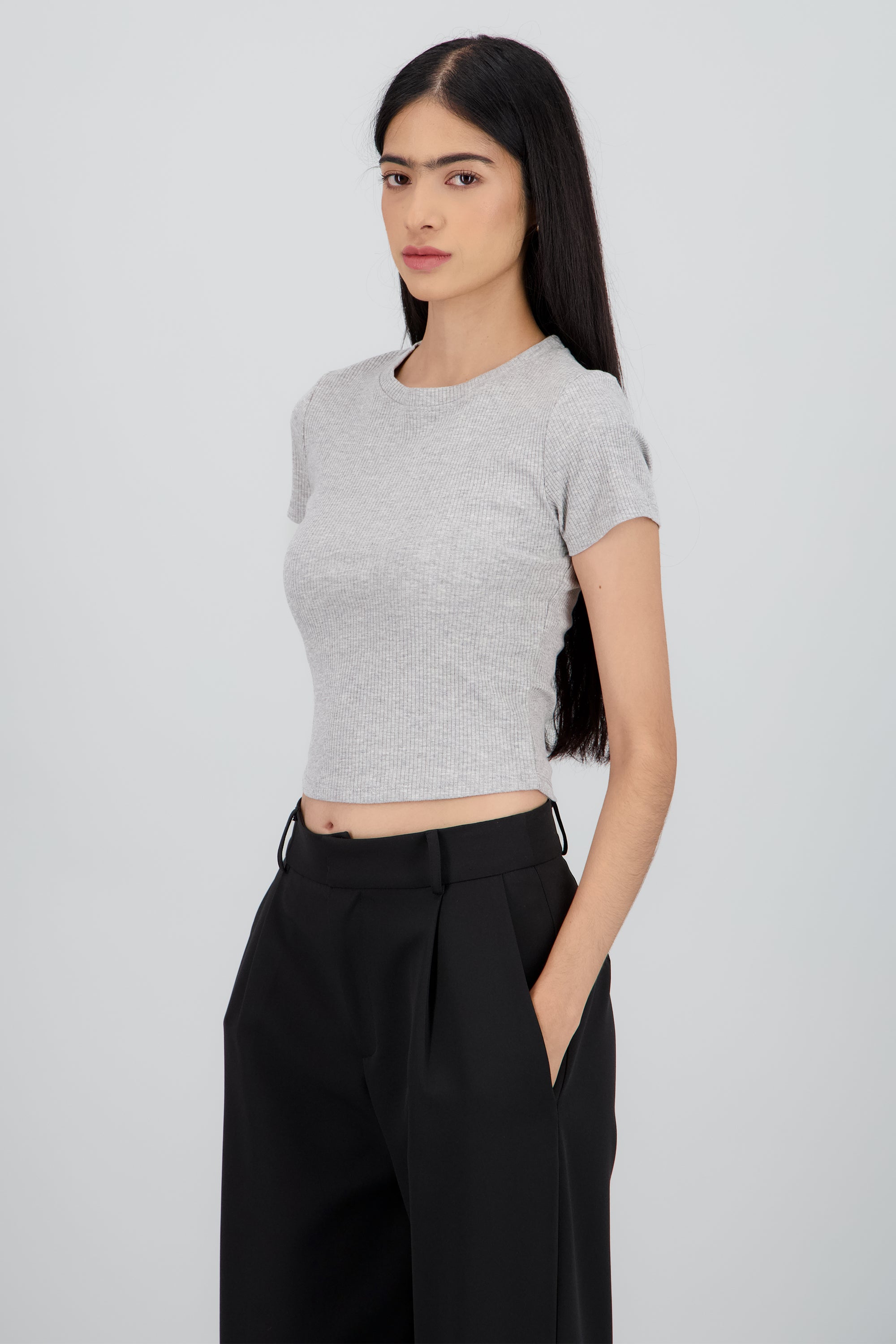 Top básico punto liso manga corta GRIS