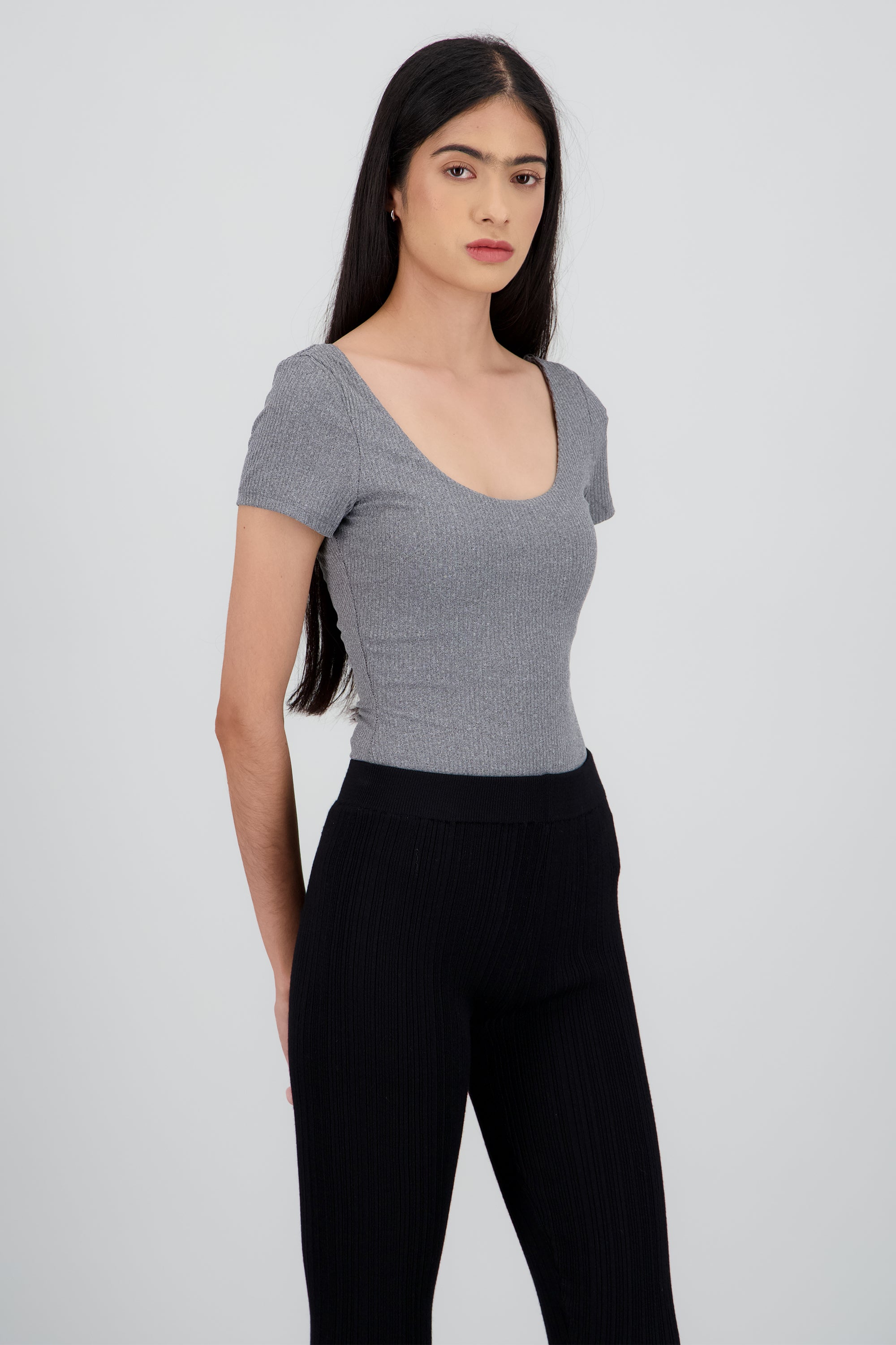 Bodysuit manga corta rib GRIS