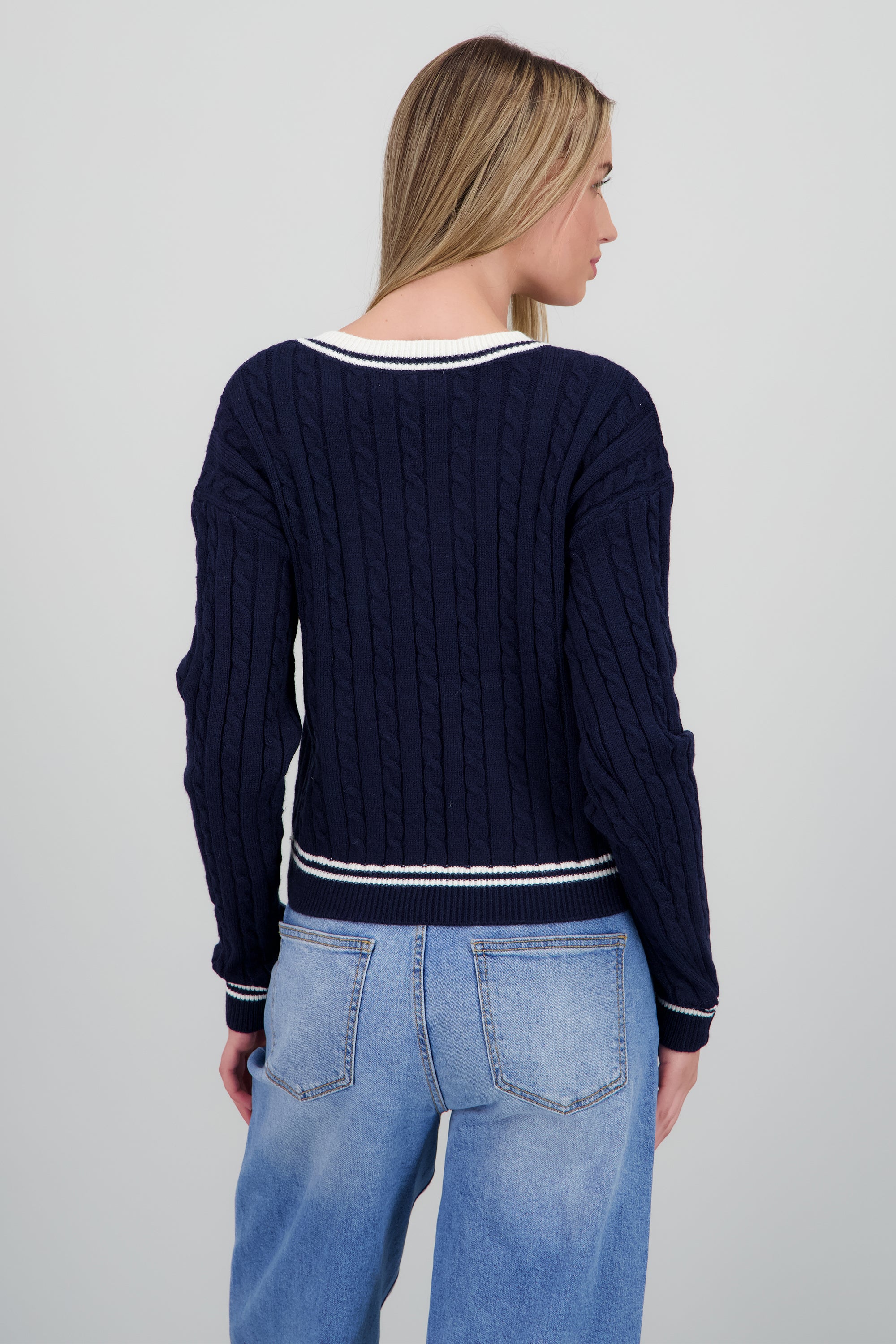 Sueter tejido cuello V MARINO