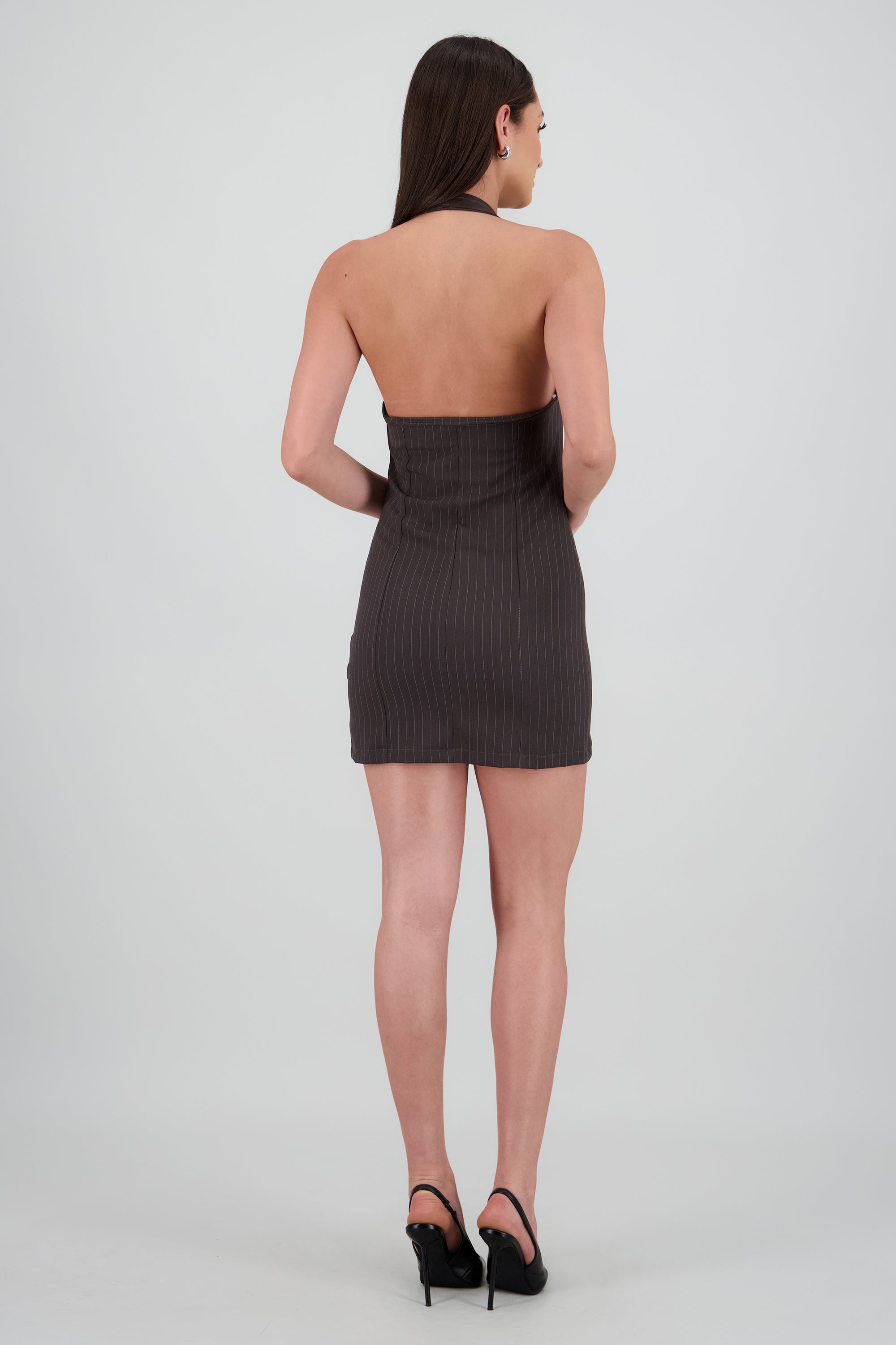 Vestido mini halter detalle botones GRIS OBSCURO