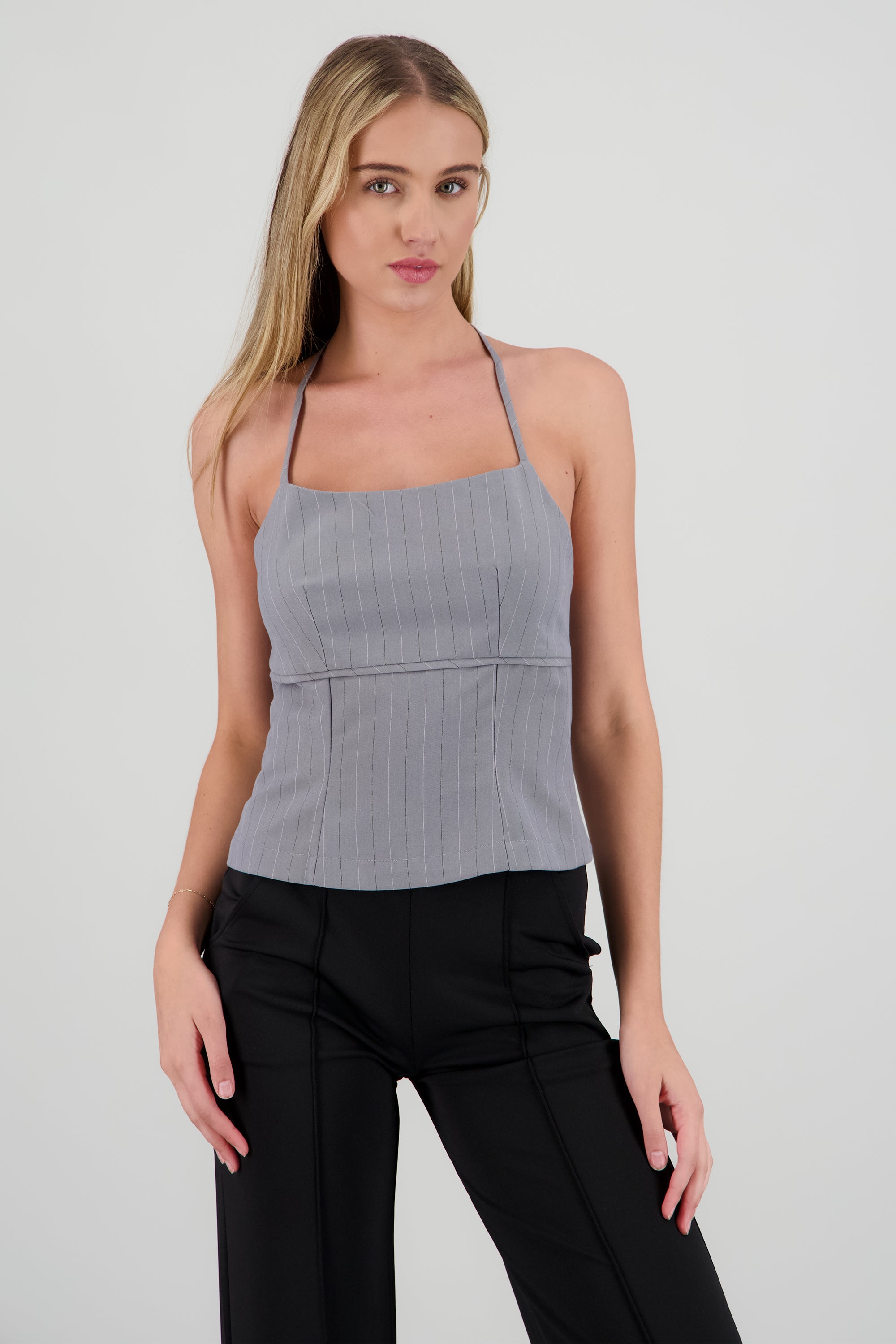Top halter detalle cortes GRIS CLARO
