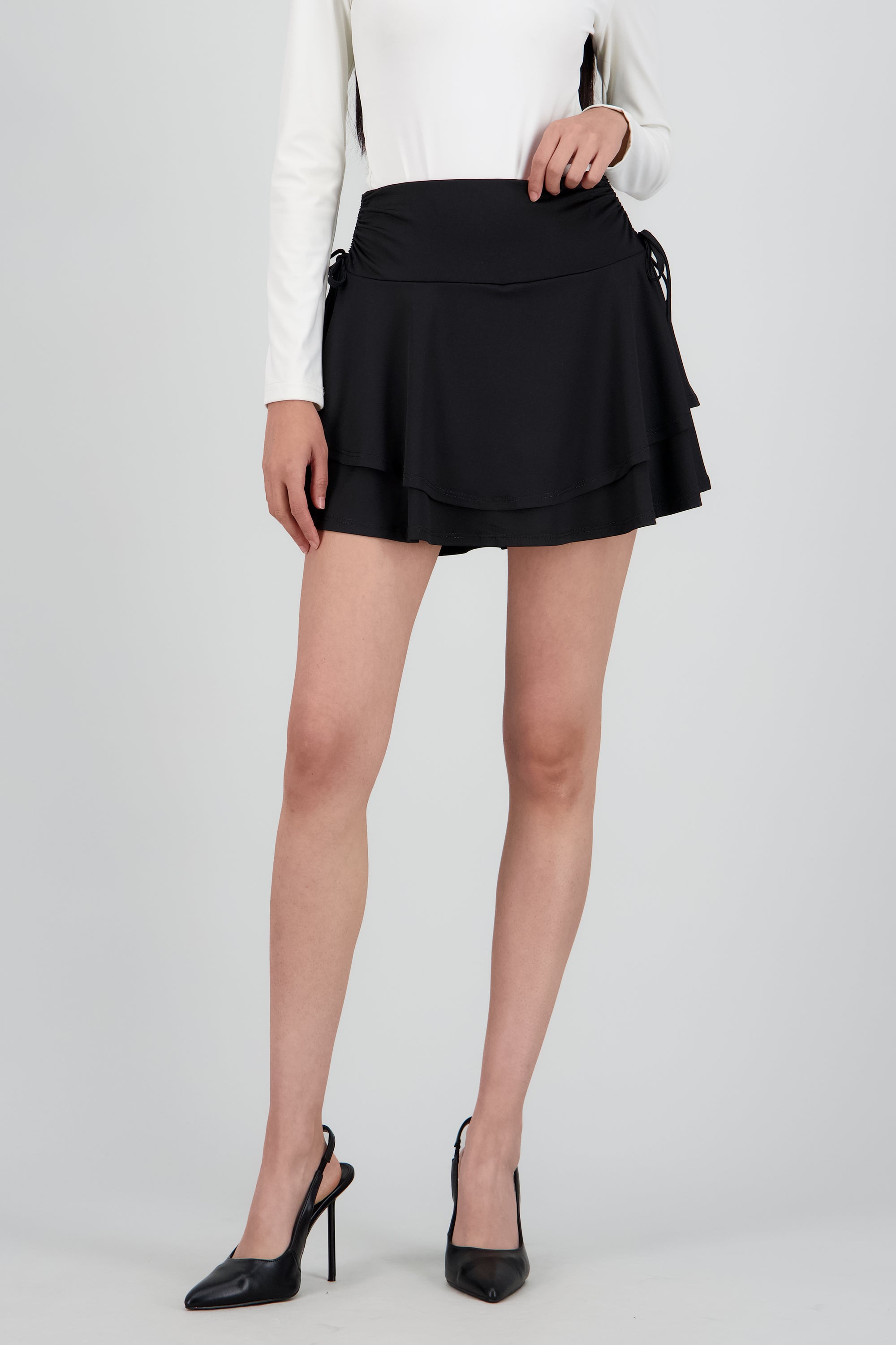 Falda mini doble olan detalle jaretas NEGRO