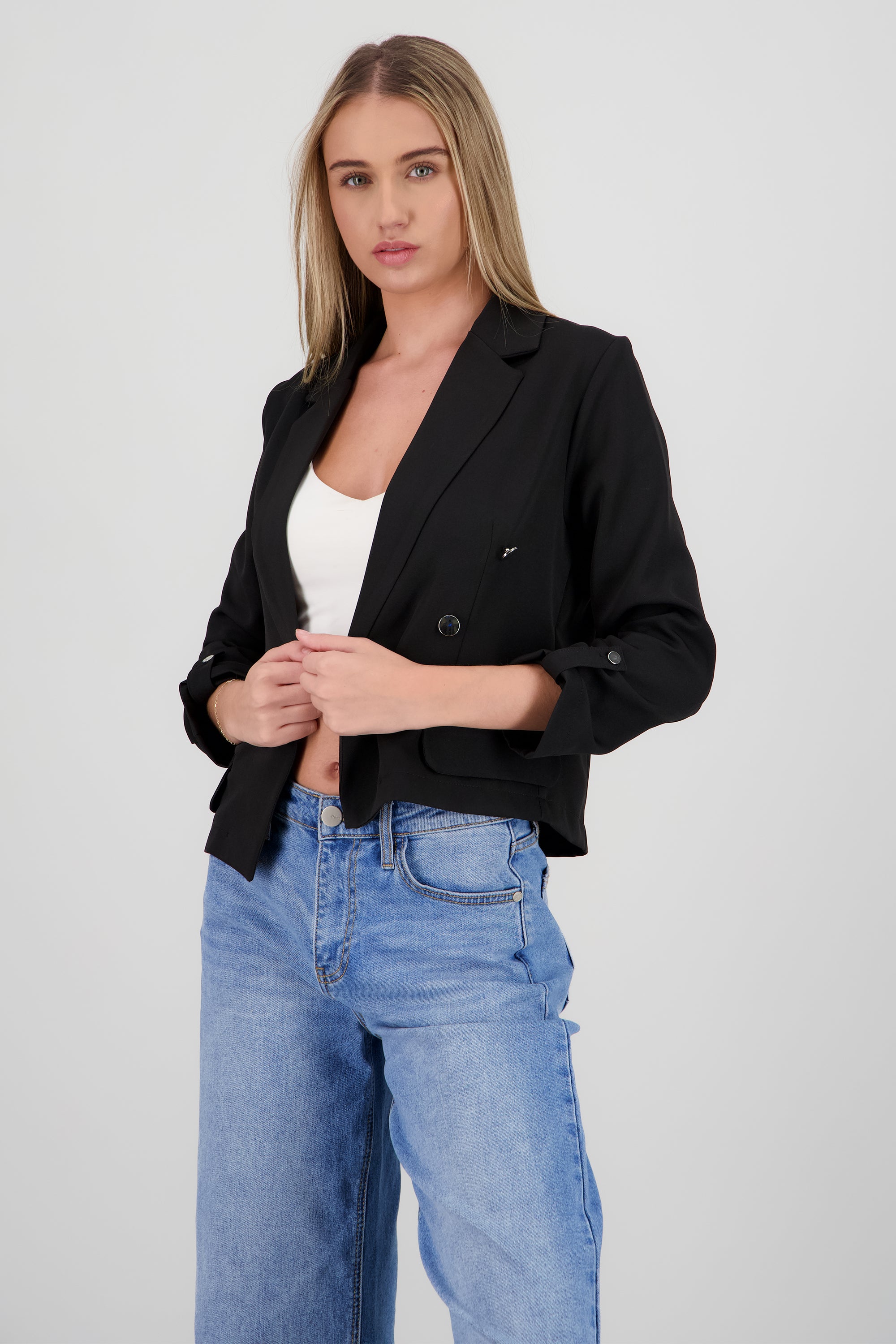 Blazer manga larga con detalle de botones NEGRO