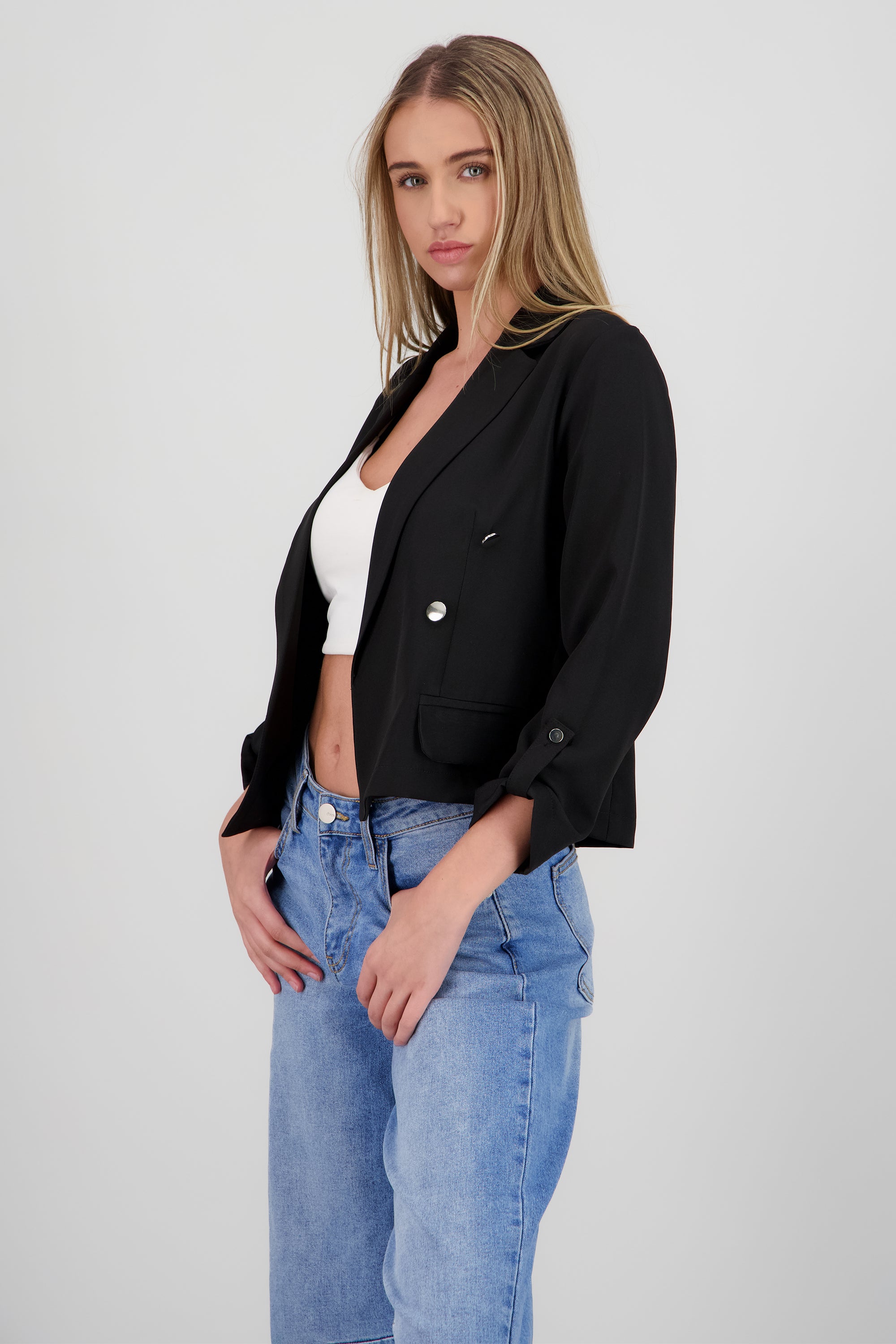 Blazer manga larga con detalle de botones NEGRO