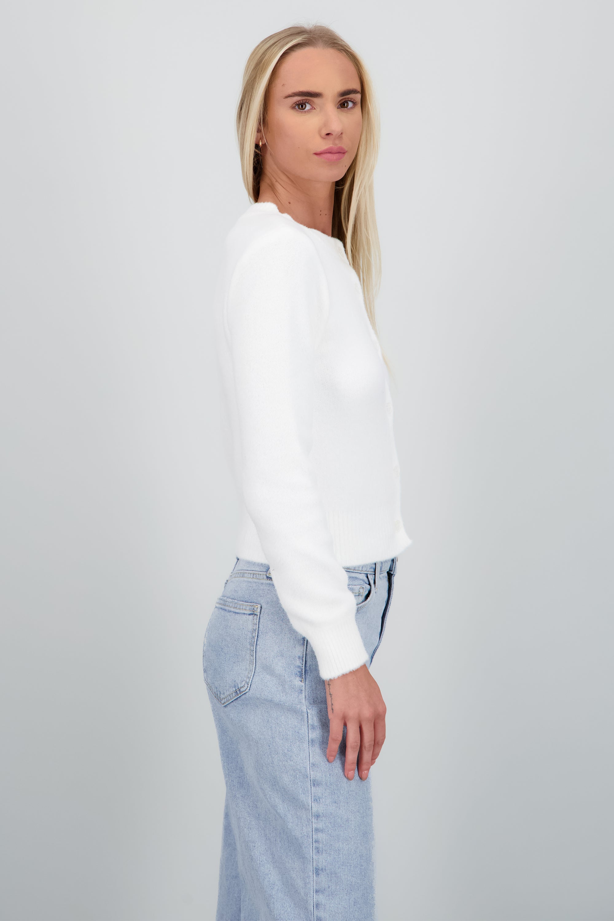 Cardigan tejido liso suave HUESO