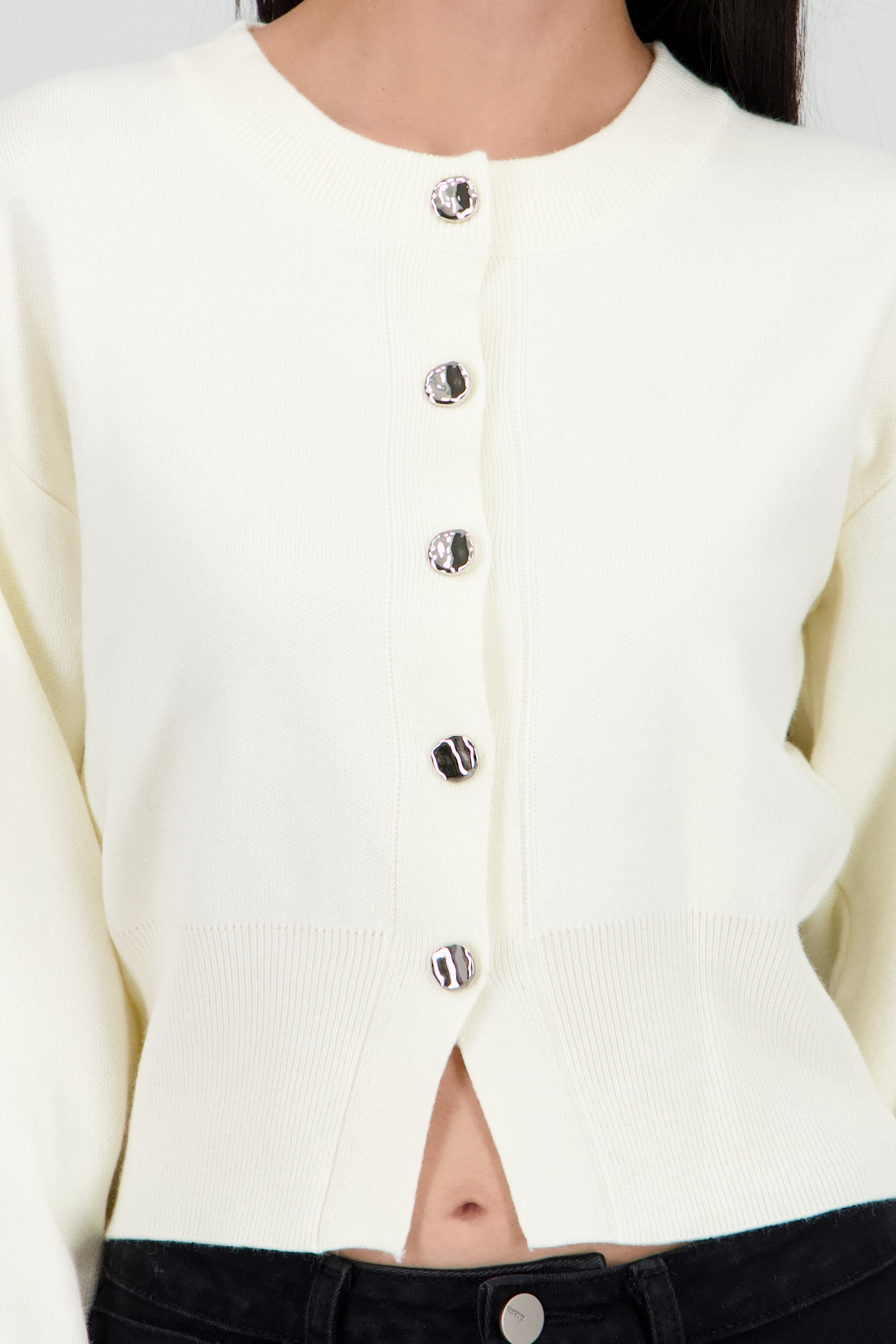 Carsigan liso con botones HUESO