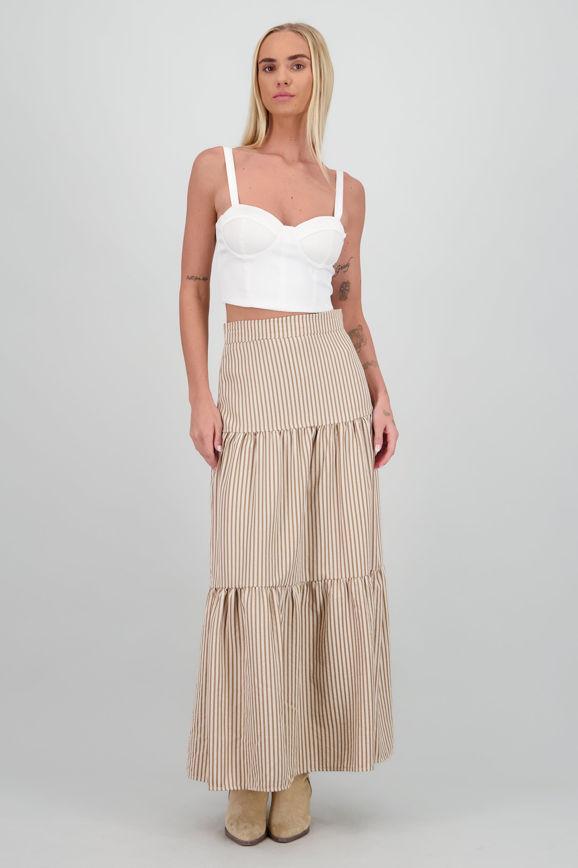 Maxi falda detalle olanes estampado rayas CAFE COMBO