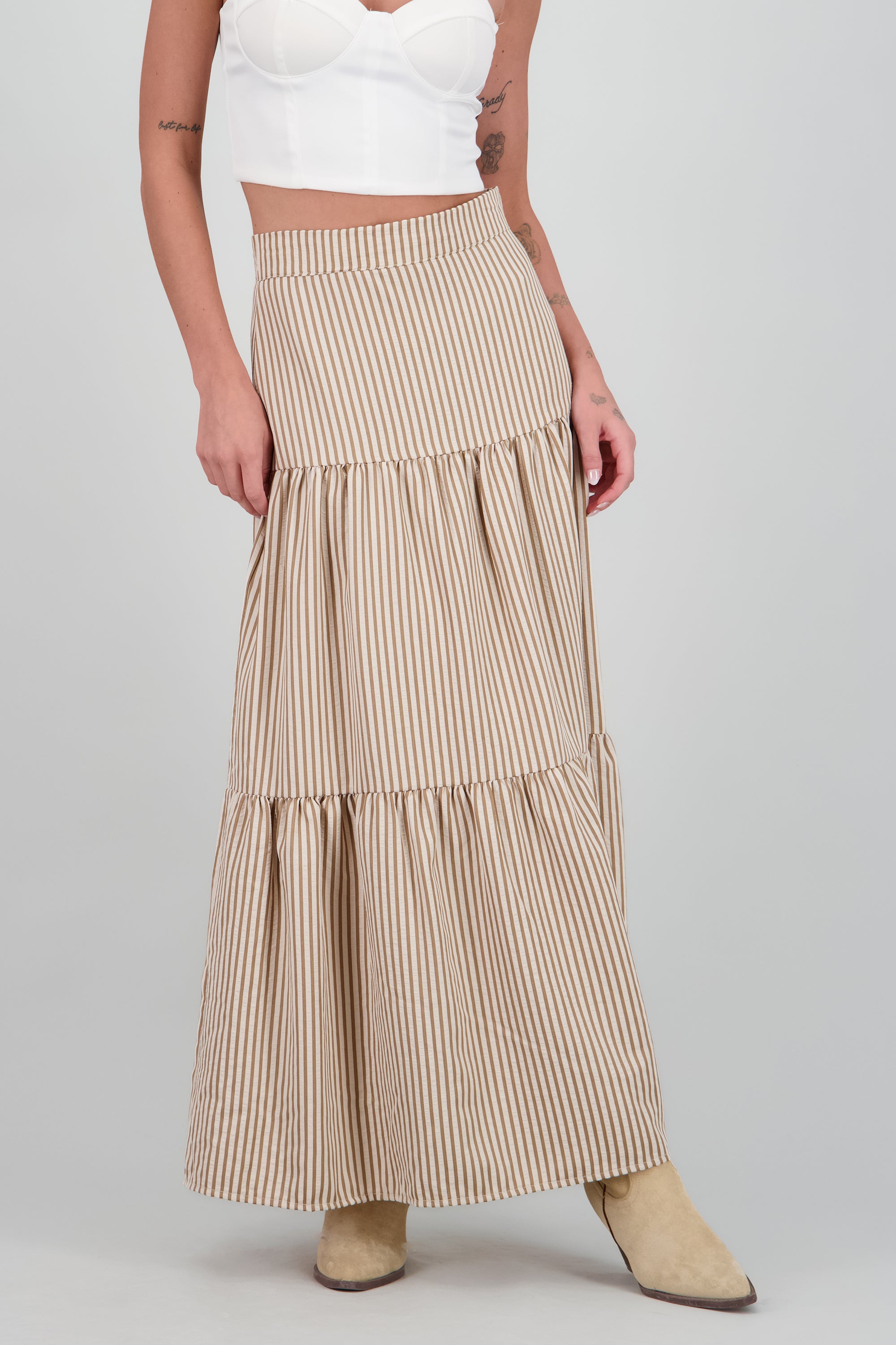 Maxi falda detalle olanes estampado rayas CAFE COMBO