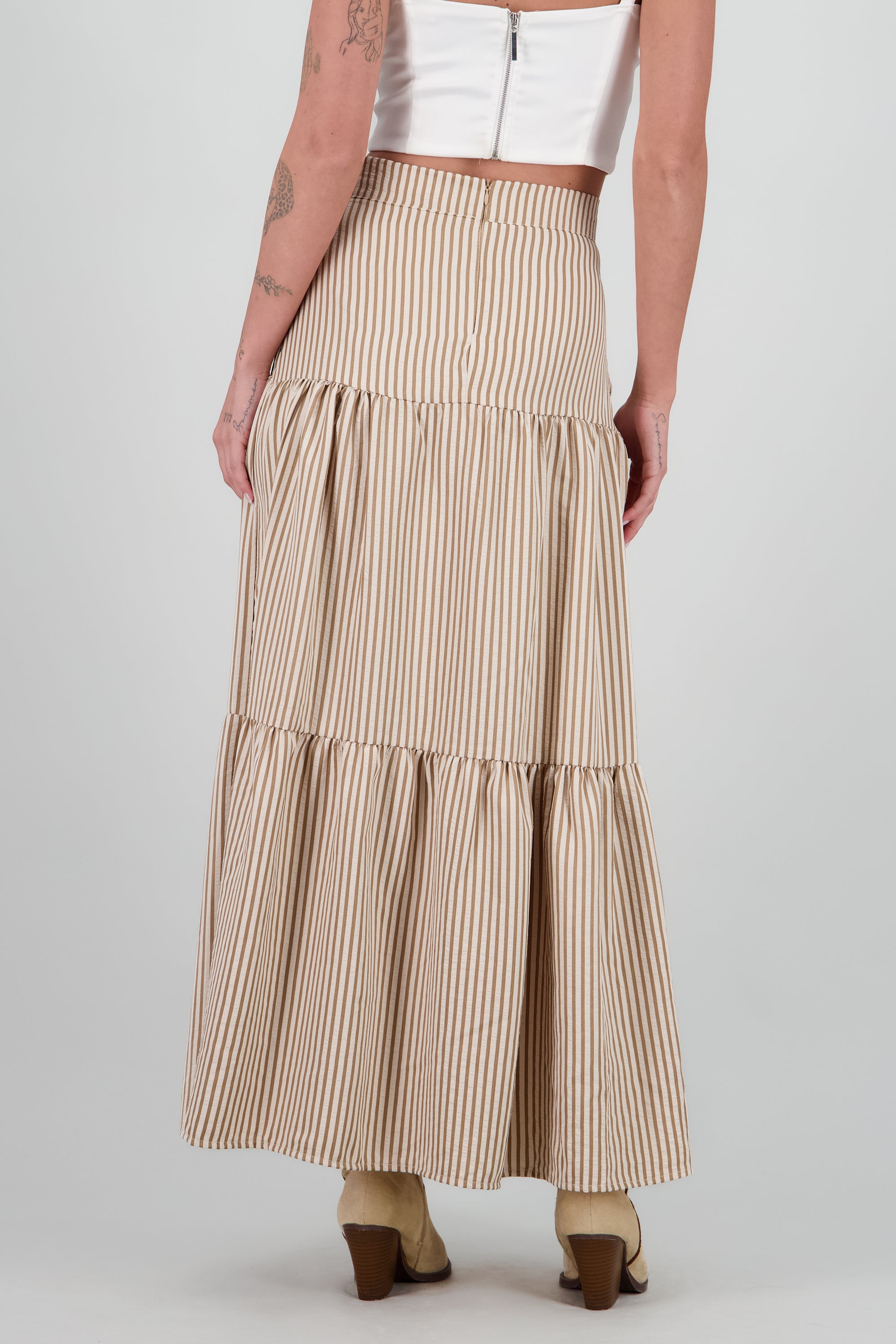 Maxi falda detalle olanes estampado rayas CAFE COMBO