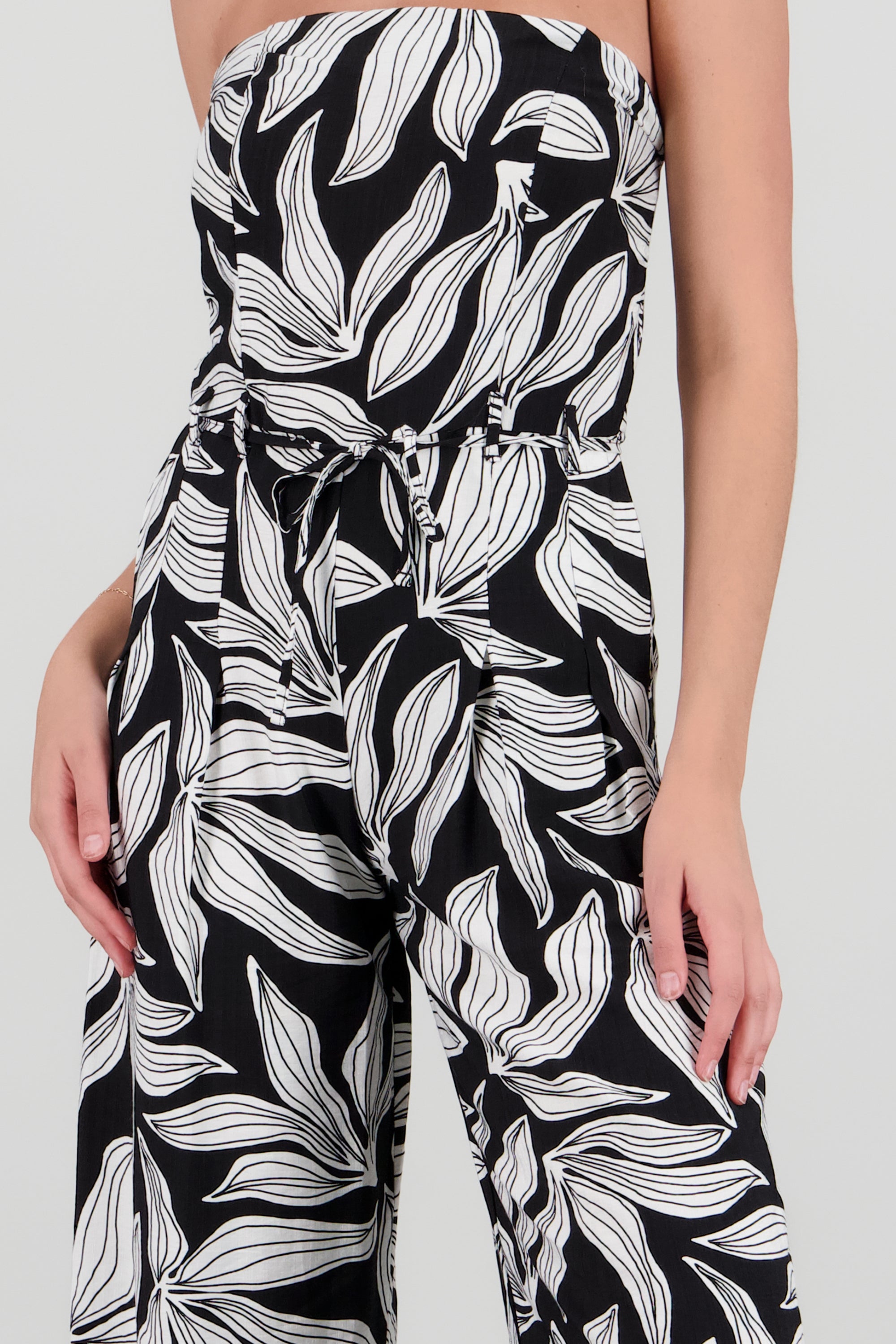 Jumpsuit strapples estampado flores NEGRO COMBO